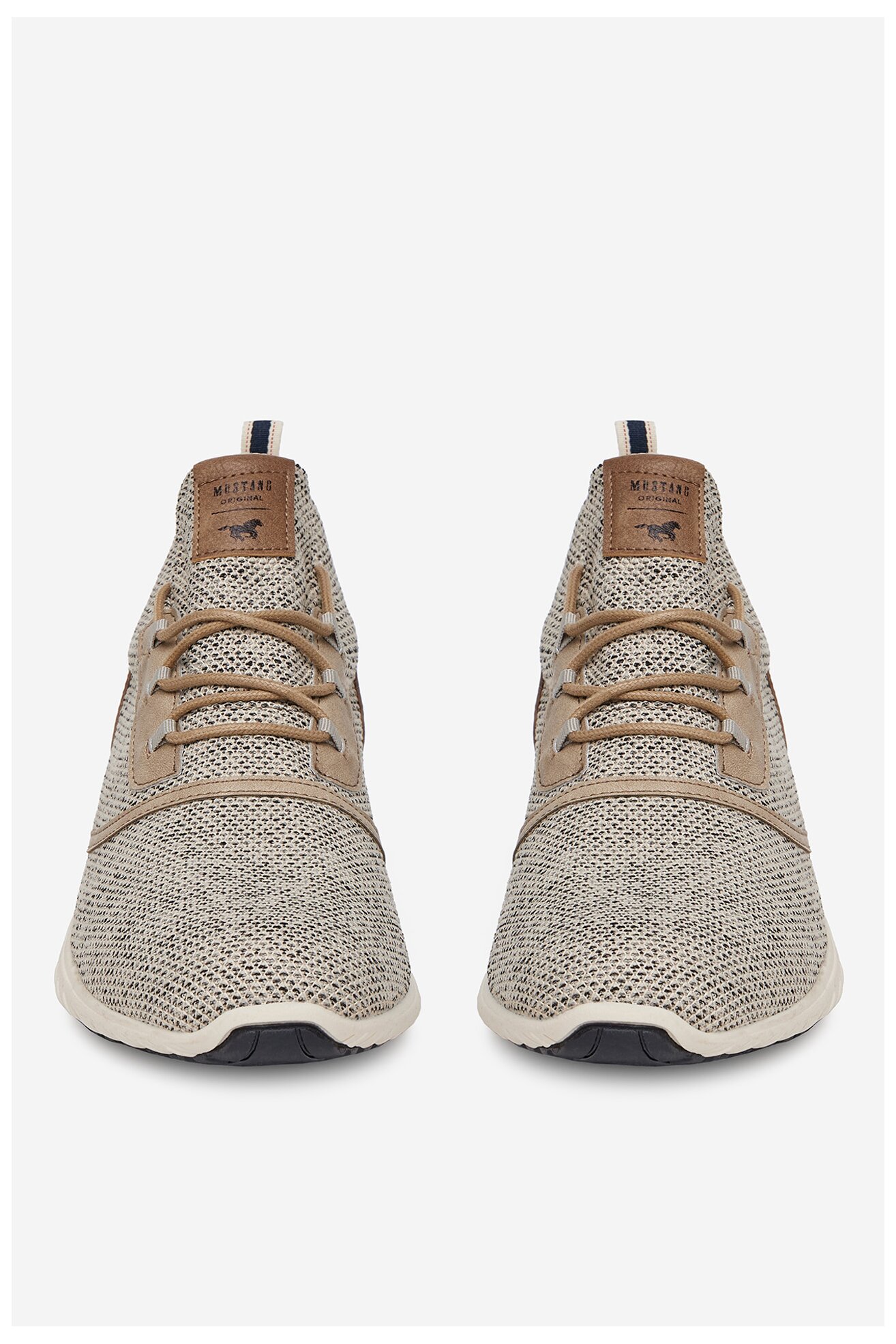 Tornacipő Mustang 4132-311 BÉZS