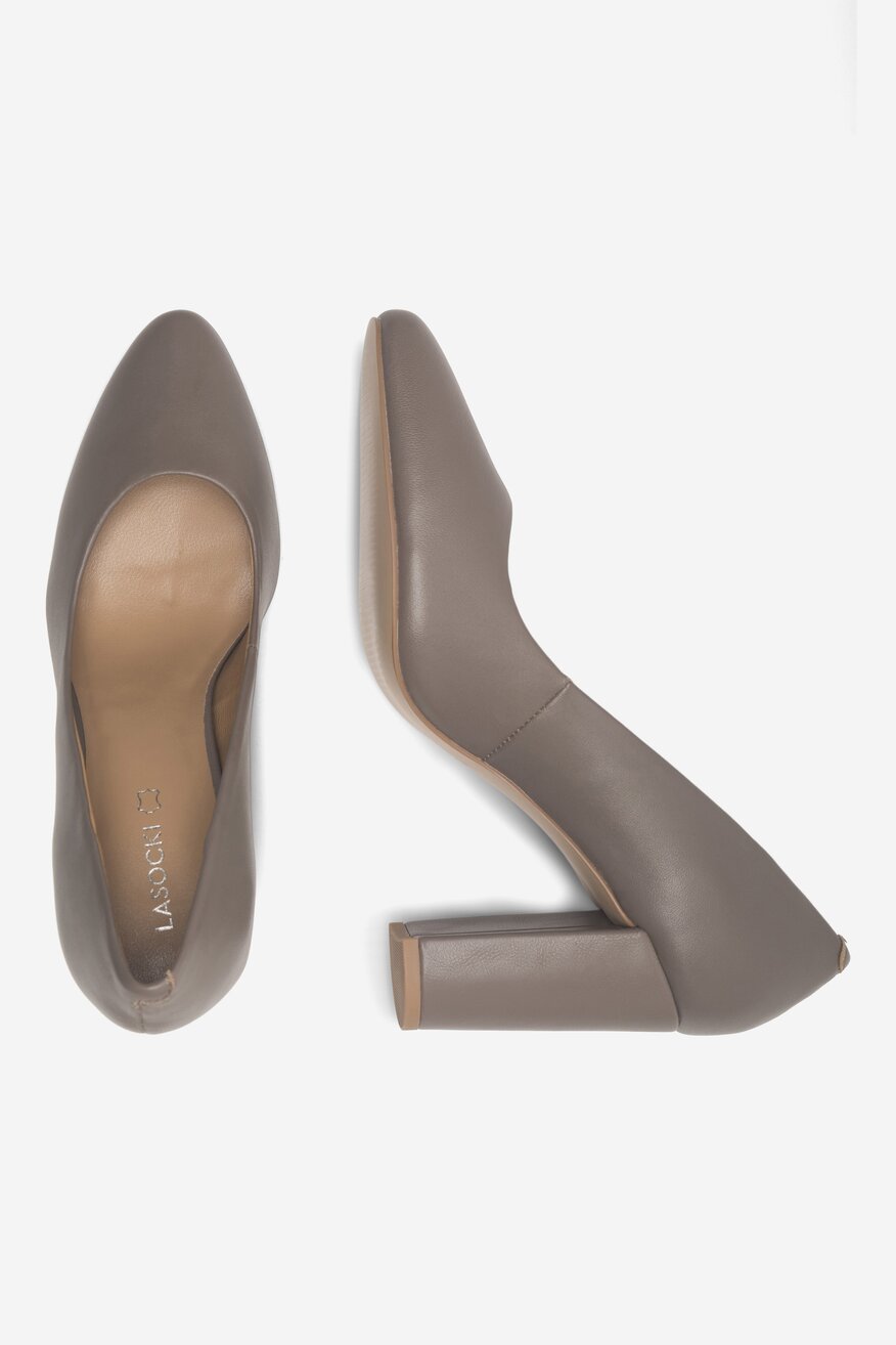 
                Lasocki - Skórzane czółenka - 5904862922409