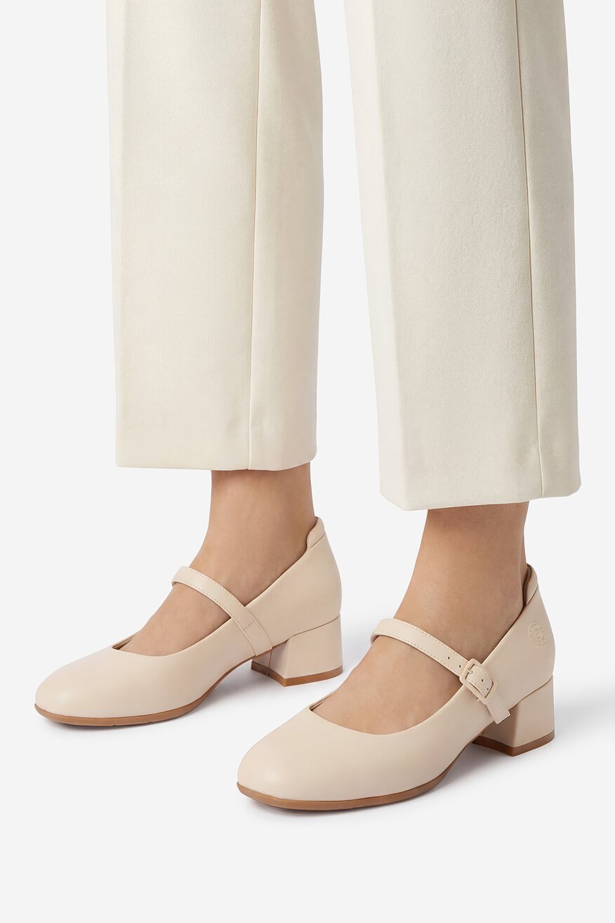 
                        Елегантни обувки Go Soft CEO-DBDS40913-1 БЕЖОВ - 5906751964279