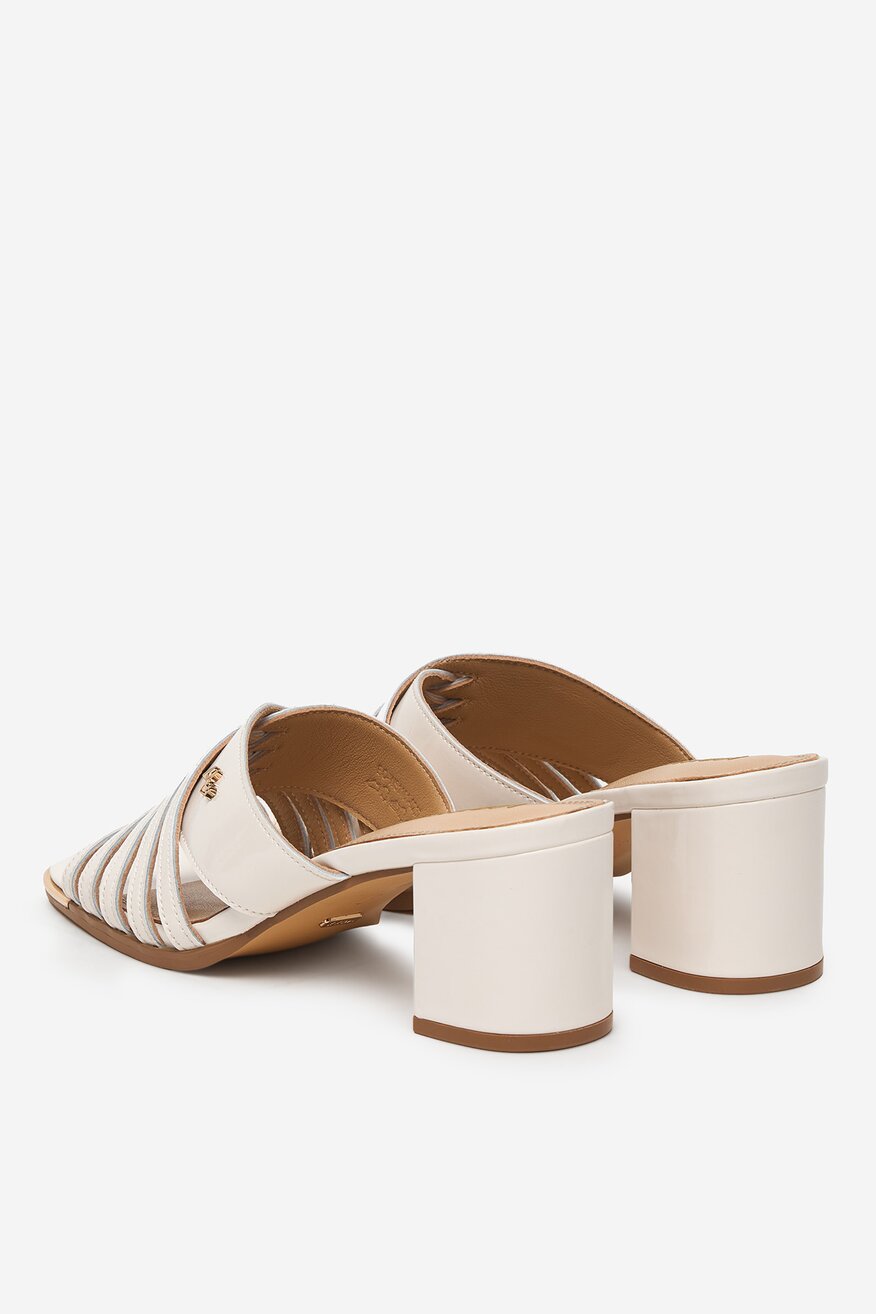 
                Шльопанець Mexx БЕЖЕВИЙ - 5906751909911