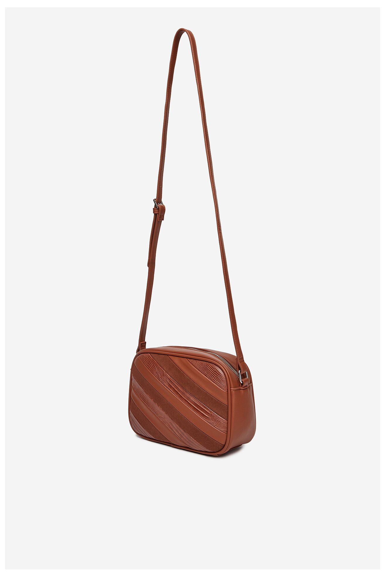 Дамска чанта Lasocki LSK-X-011-07 КАМЕЛ