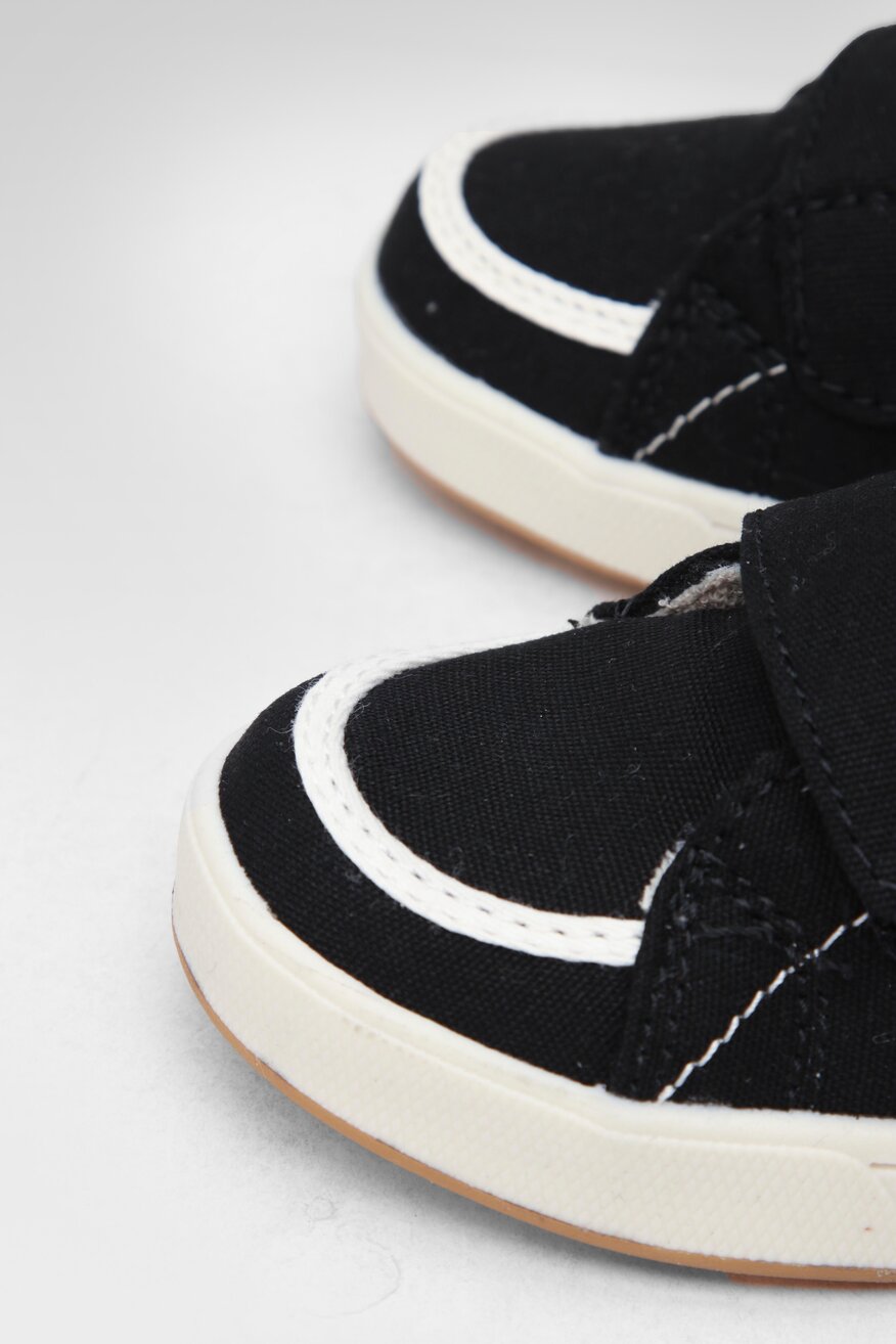 
                Action Boy - Półbuty czarne - 5904862719542