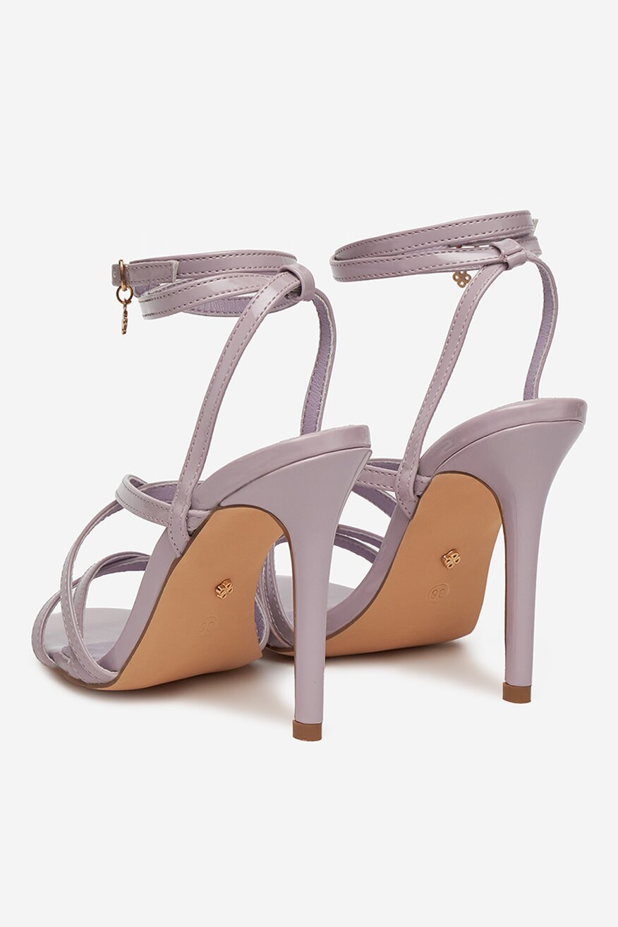 DeeZee - Sandały na szpilce - 5906751093948