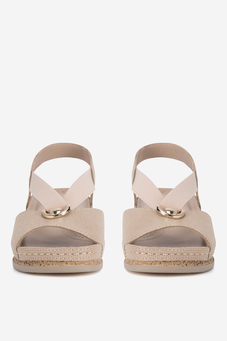 
                Сандалі Go Soft БЕЖЕВИЙ - 5905588689256