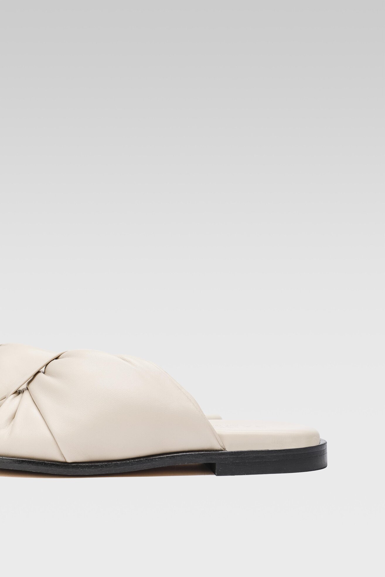 Klapki Badura 20674 Beżowy