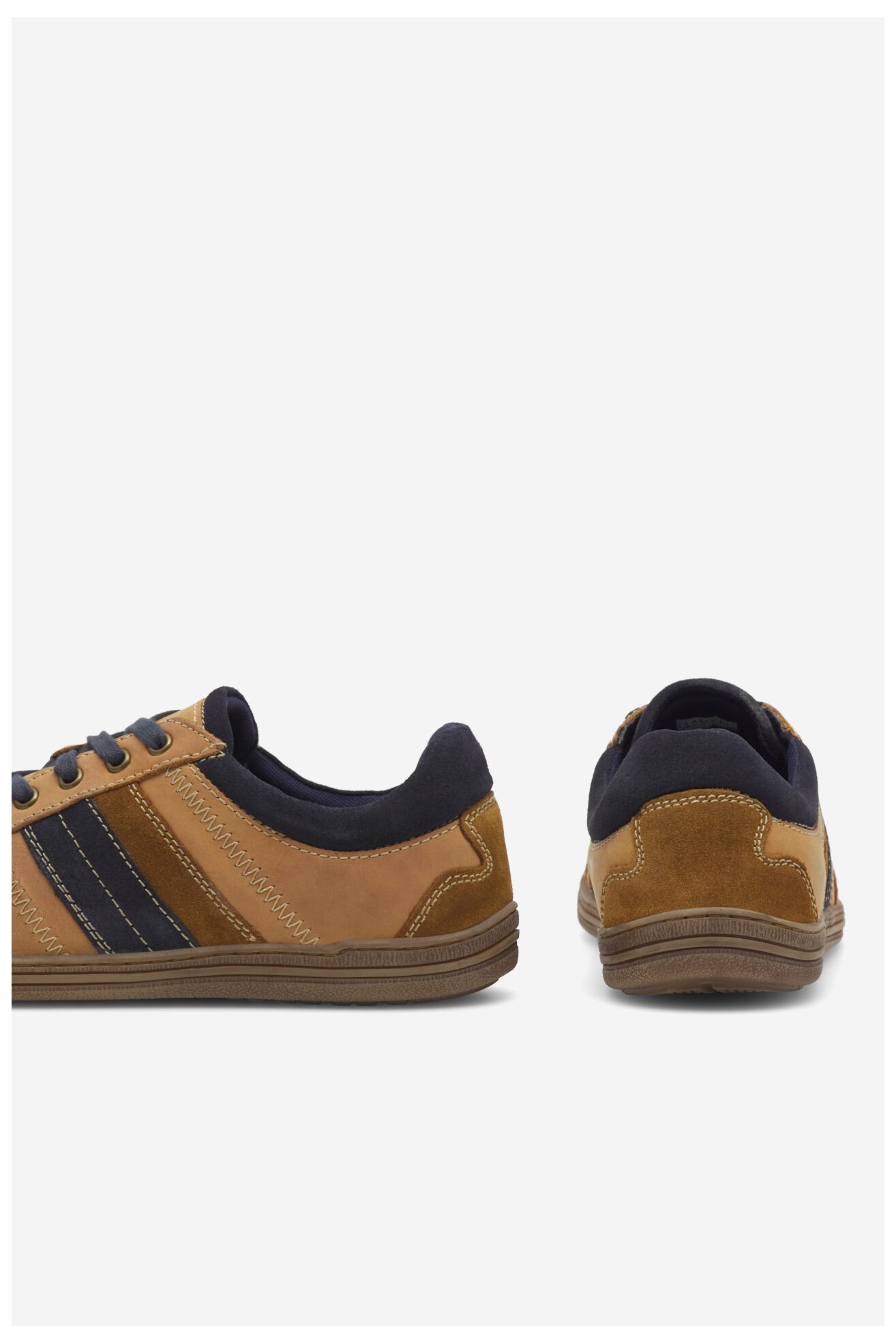 Półbuty Lasocki VICTOR4-57 MI08 Brązowy jasny