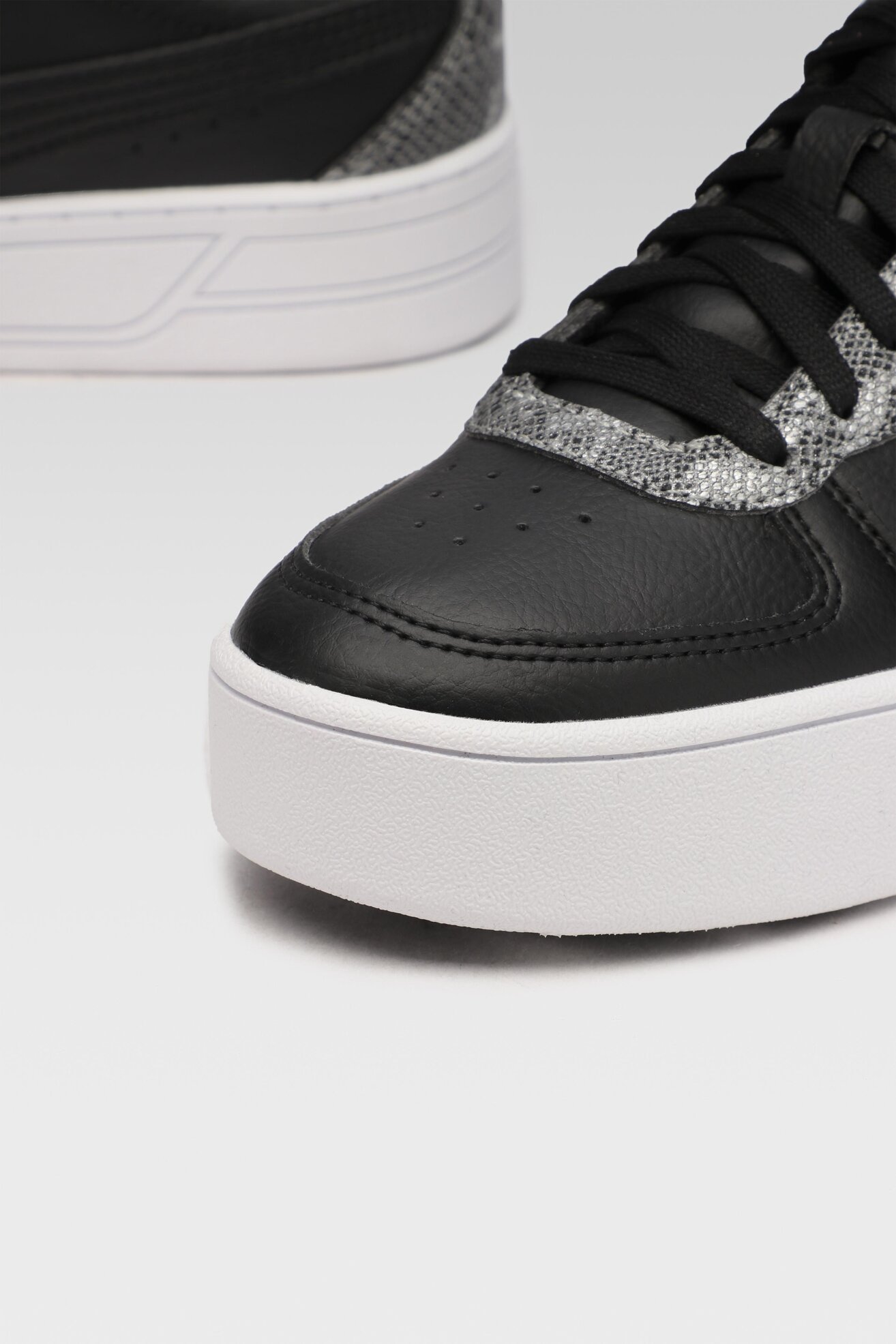 Obuwie sportowe Puma SKYE UNTAMED 36888201 Czarny