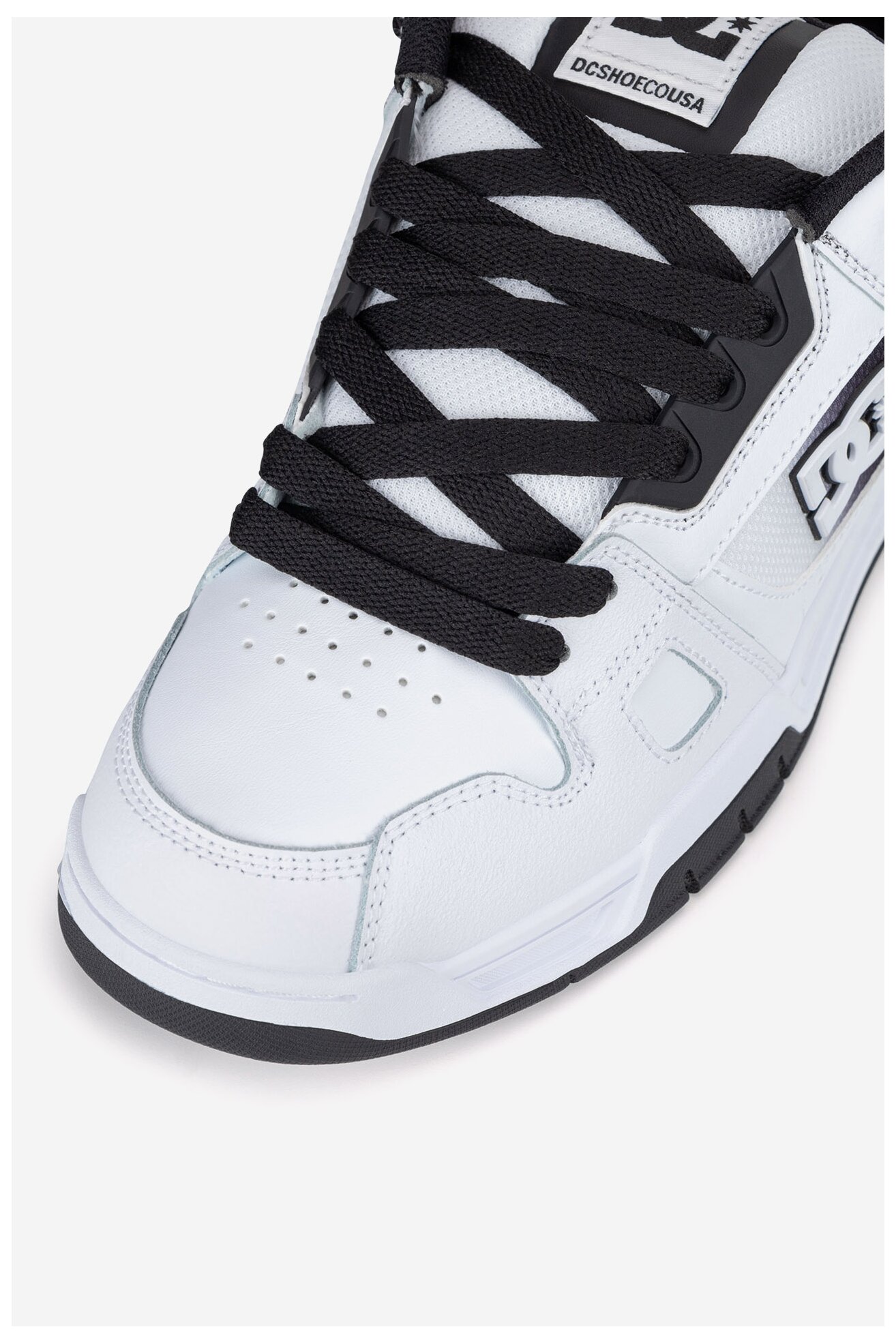 Кросівки спортивні DC Shoes STAG DC01813062 БІЛИЙ