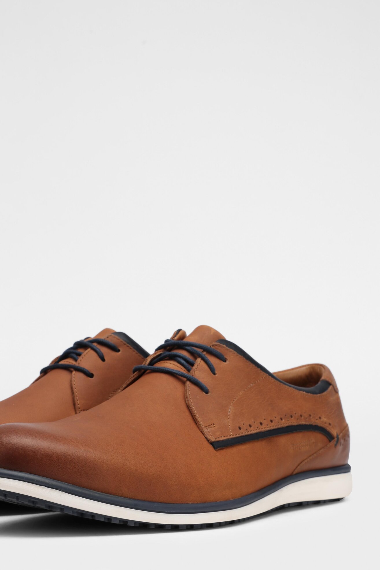 Półbuty Lasocki for men MI07-B67-A897-01 Camel