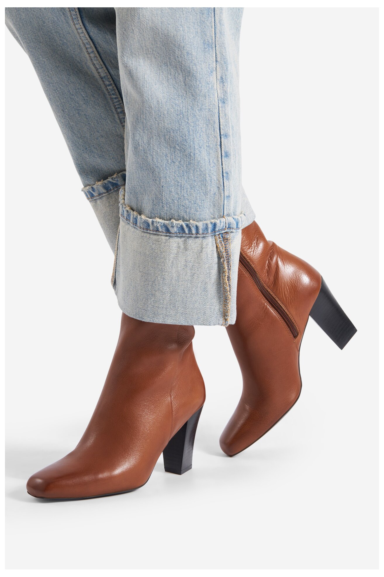 Kotníková obuv Gino Rossi HAGA-116068 HNĚDÁ