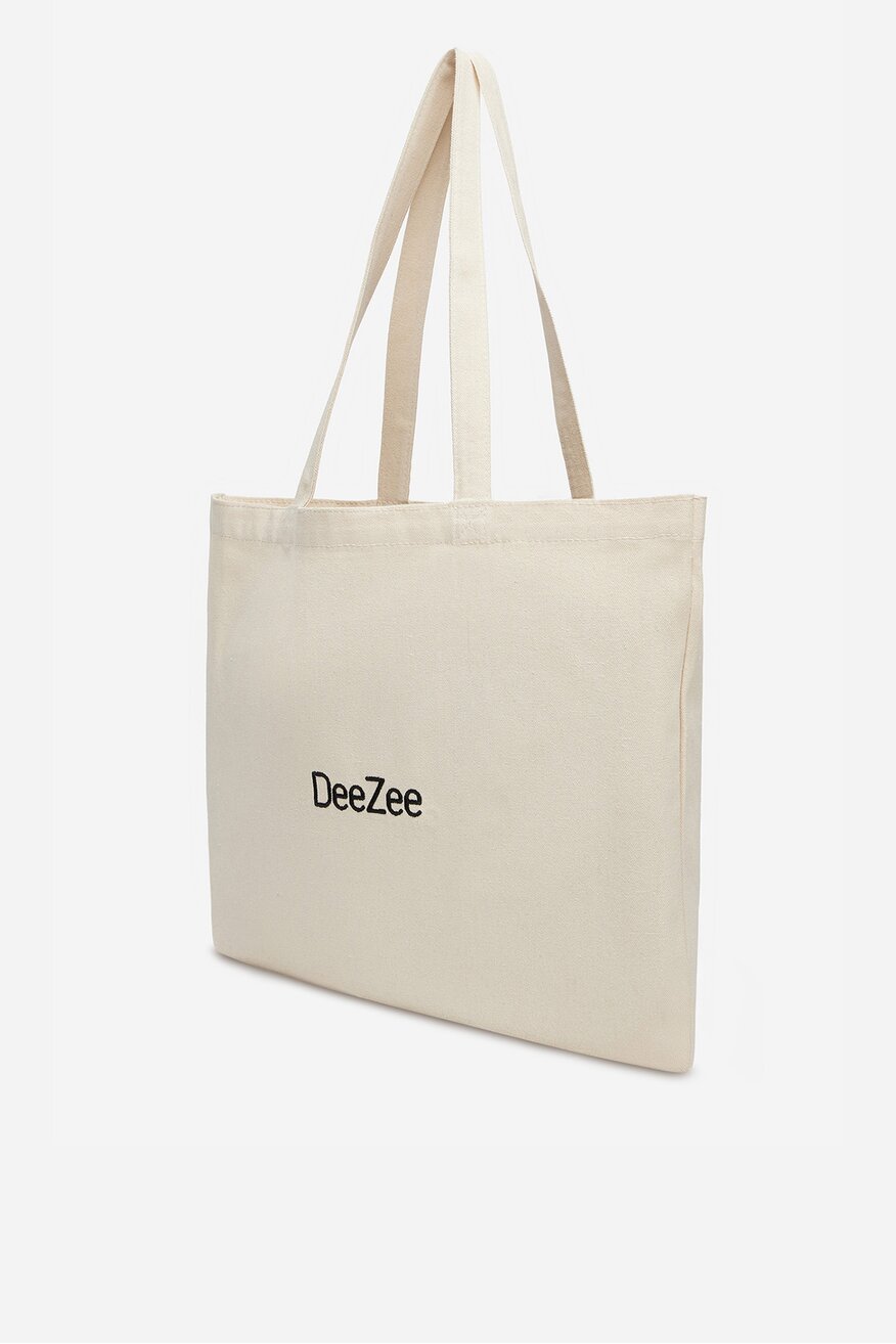 
                Дамска чанта DeeZee БЕЖОВ - 5904410861310