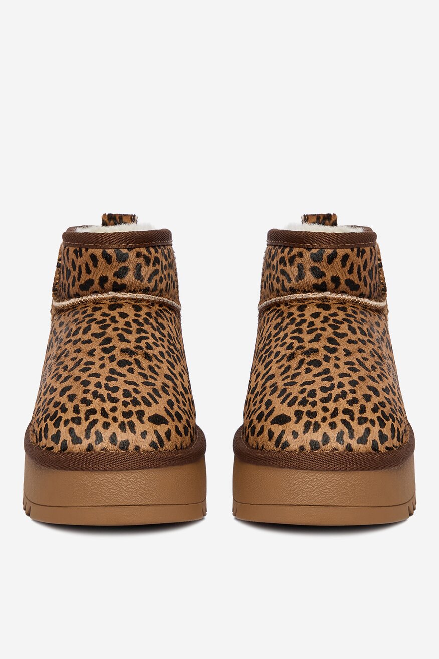 
                Bokacsizma EVA MINGE FEKETE - 5906751430842