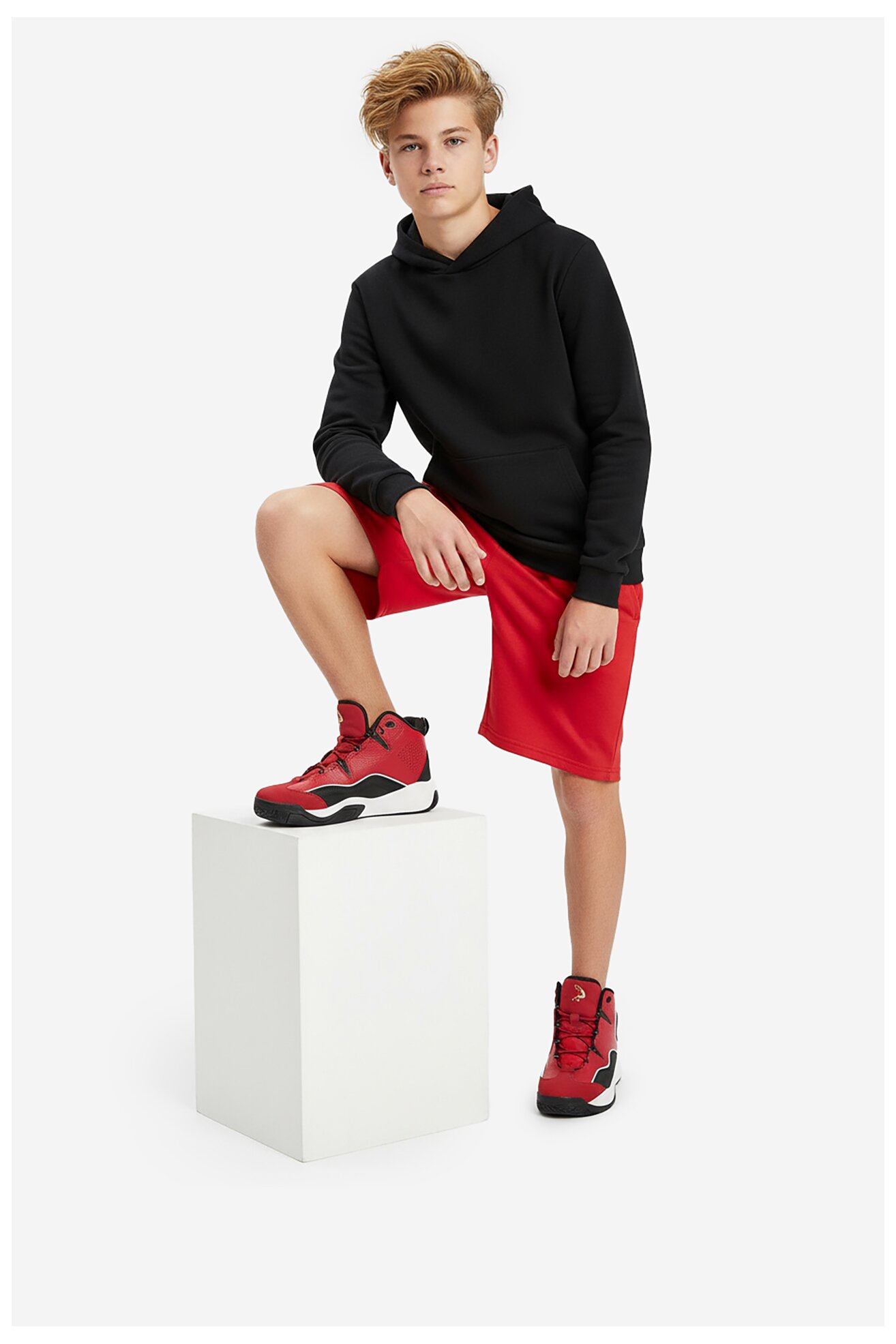 Sportcipő SHAQ EOSS-H.O.F AQ95027B-RZ PIROS