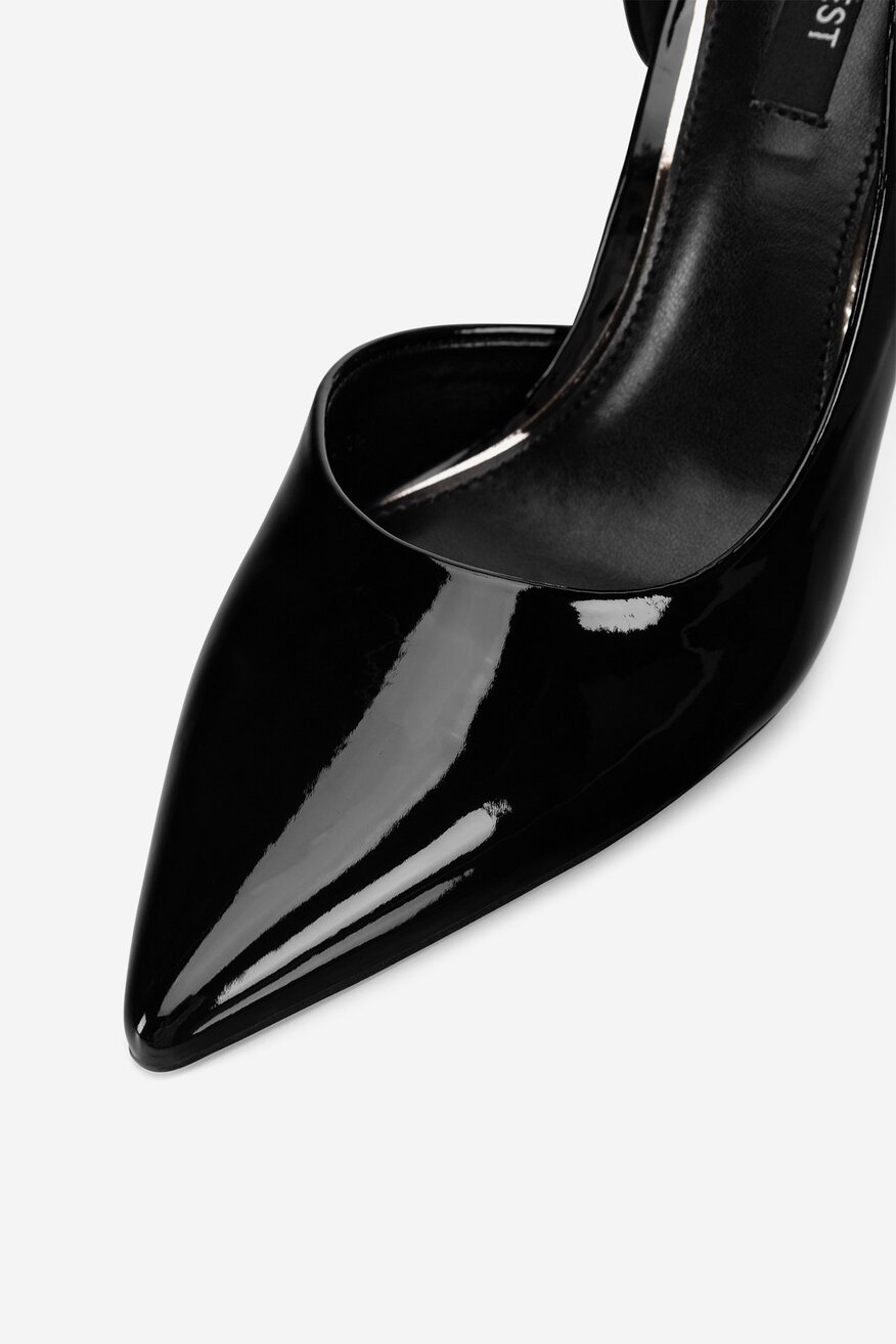 
                Елегантни обувки NINE WEST ЧЕРЕН - 5906751903957