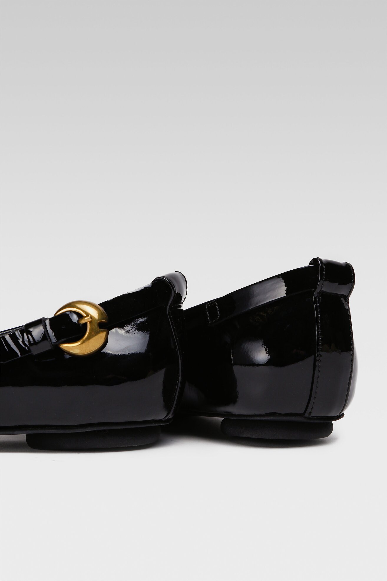 Baleriny Gino Rossi 16701 Czarny