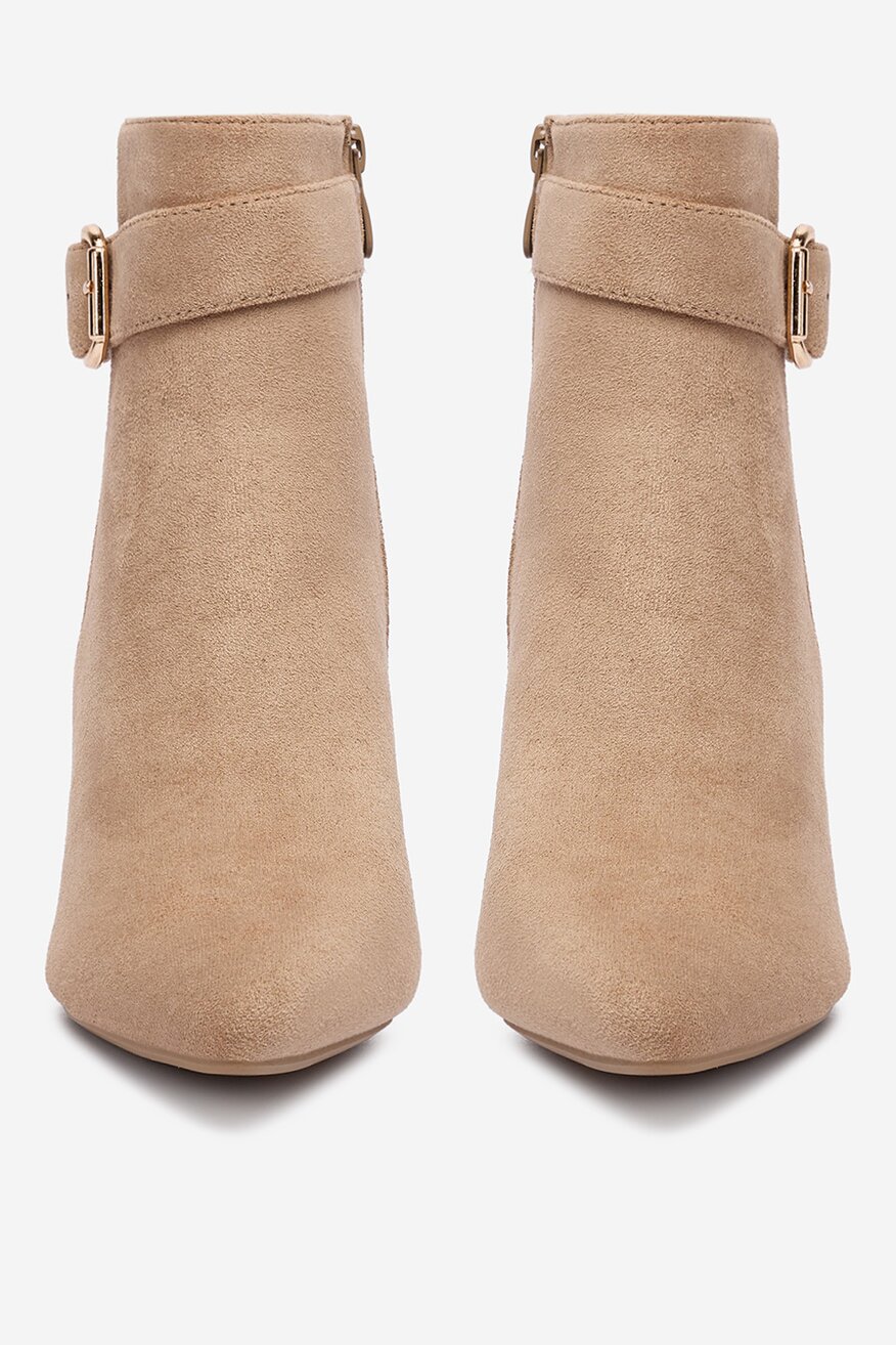 
                Боти DeeZee БЕЖОВ - 5904410915709