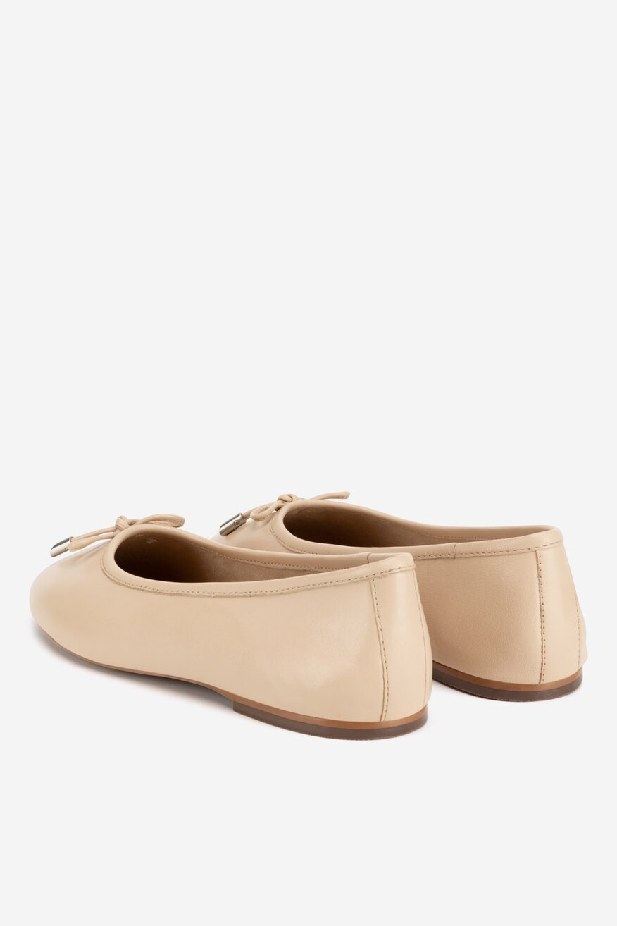 
                Baleriny Gino Rossi BÉZS - 5903698621210