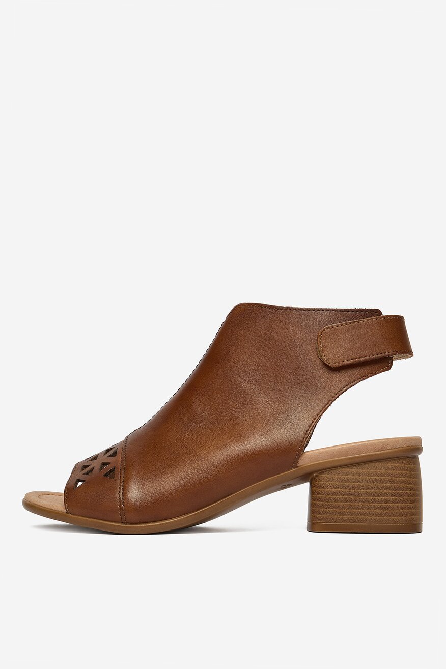 
                Remonte - Sandały skórzane - 5906751738757