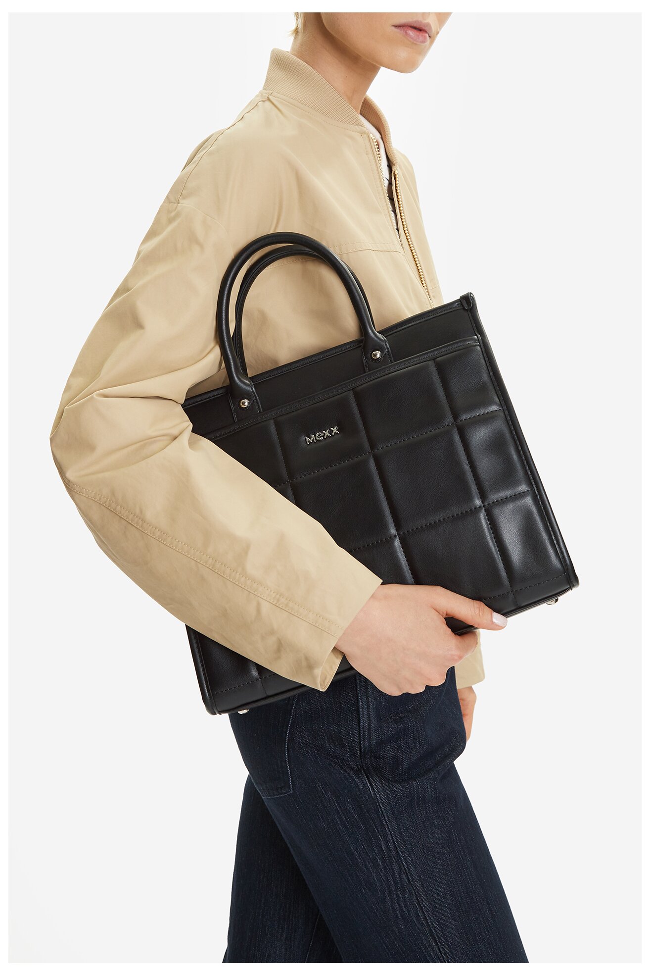 Kézitáska Mexx MEXX-B-021-06 FEKETE