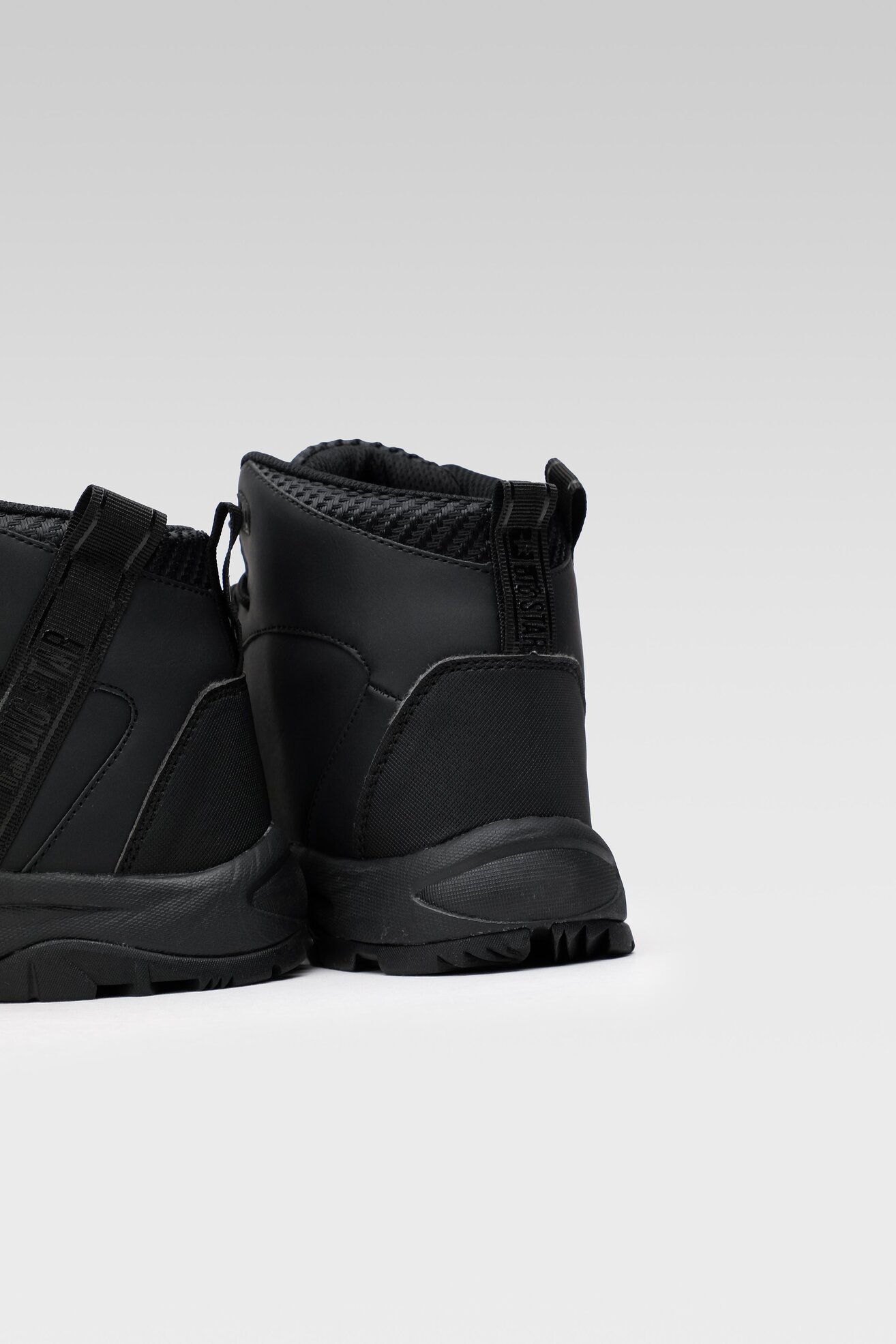 Trzewiki Big Star KK174281C Czarny