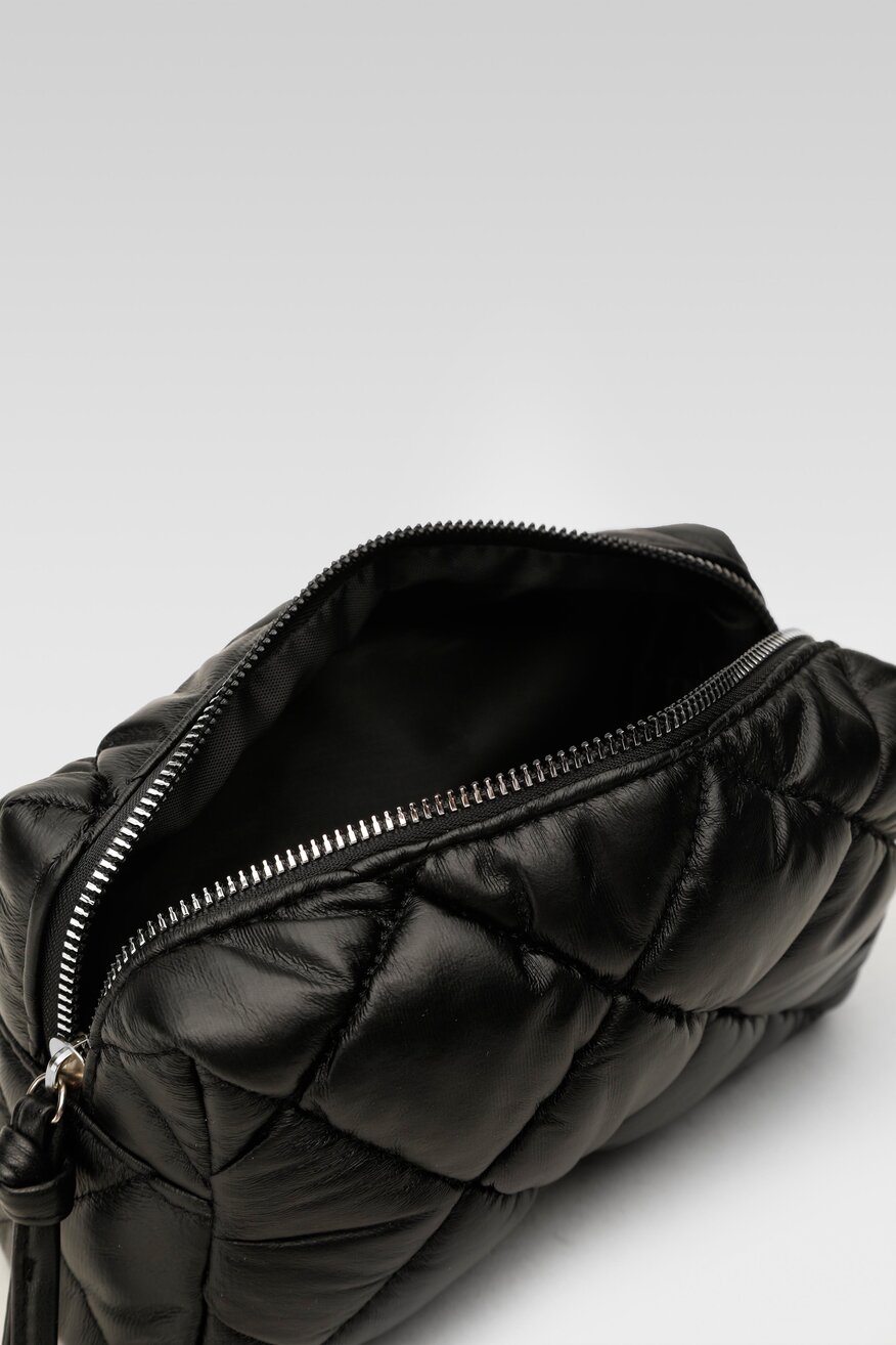 
                Jenny Fairy - Kosmetyczka pikowana czarna - 5903698953946