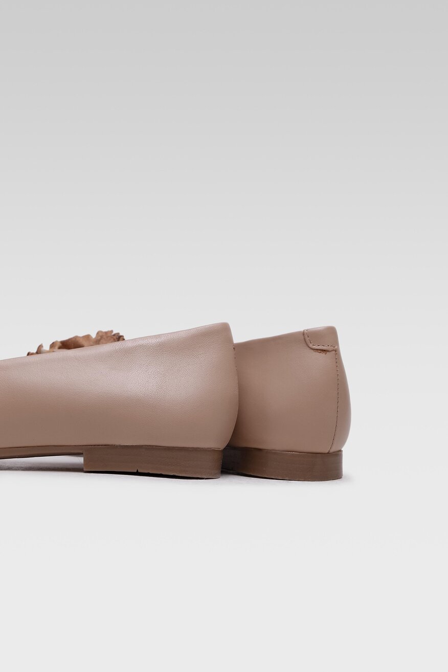 
                Lasocki - Skórzane baleriny z aplikacją - 5904248213107