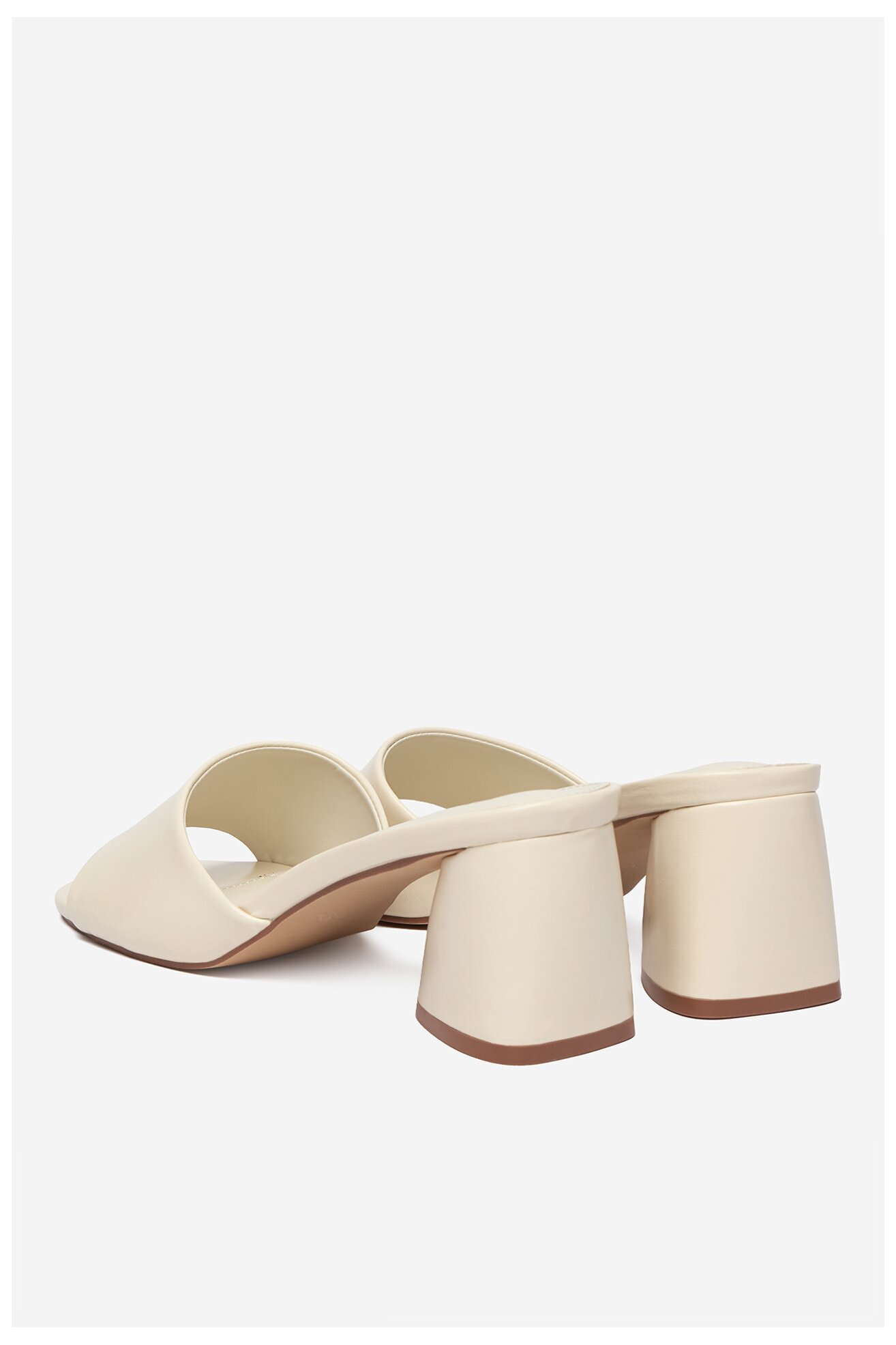 Klapki Jenny CEO-TS6251-01 Kremowy