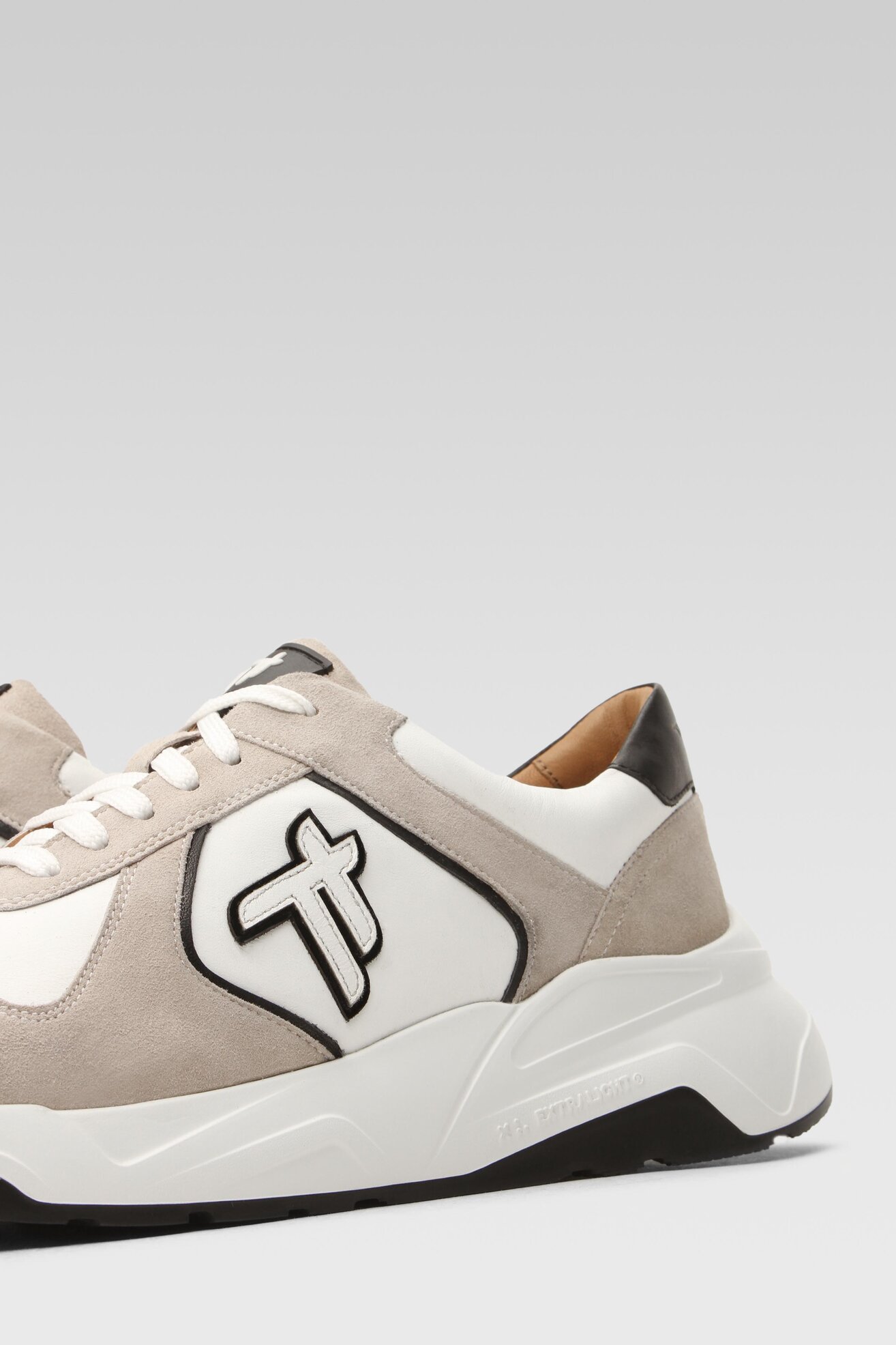 Сникърси Togoshi MI07-B112-A942-01 БЯЛ