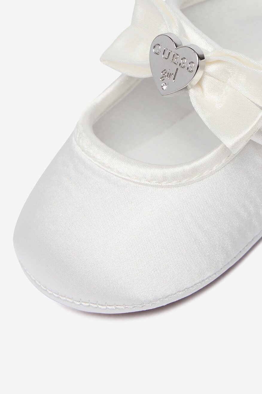 
                Cipele GUESS BELA - 5906751735442