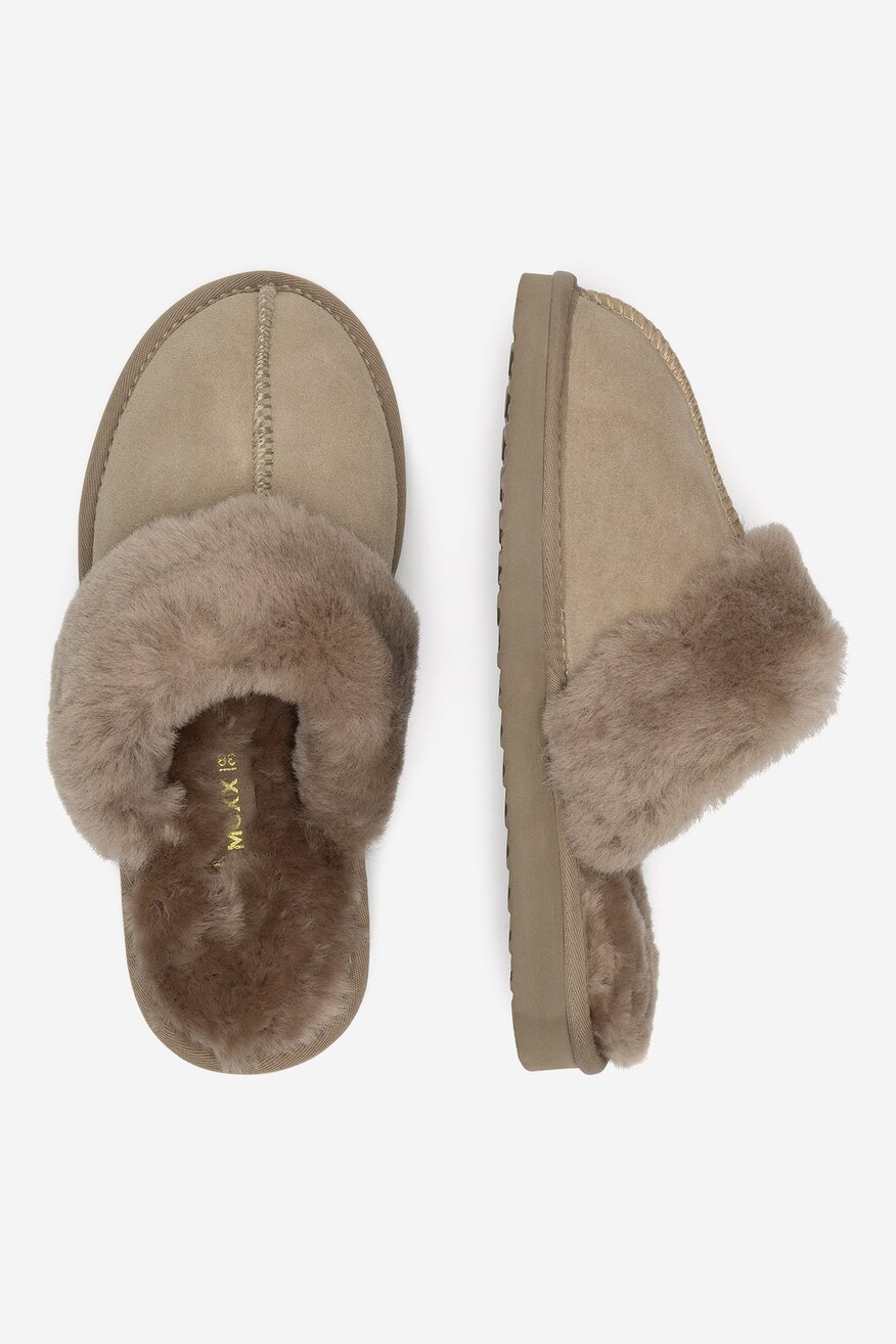 
                Mexx - Kapcie zamszowe ocieplane - 5905588924005