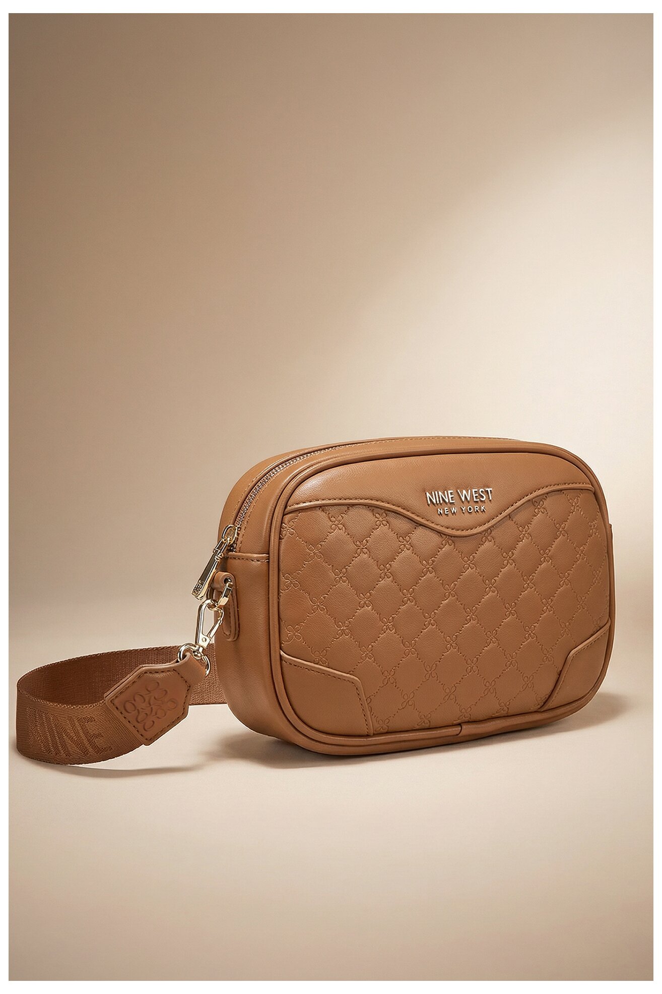 Kézitáska NINE WEST CEO-ZOE-I-S241233 CAMEL