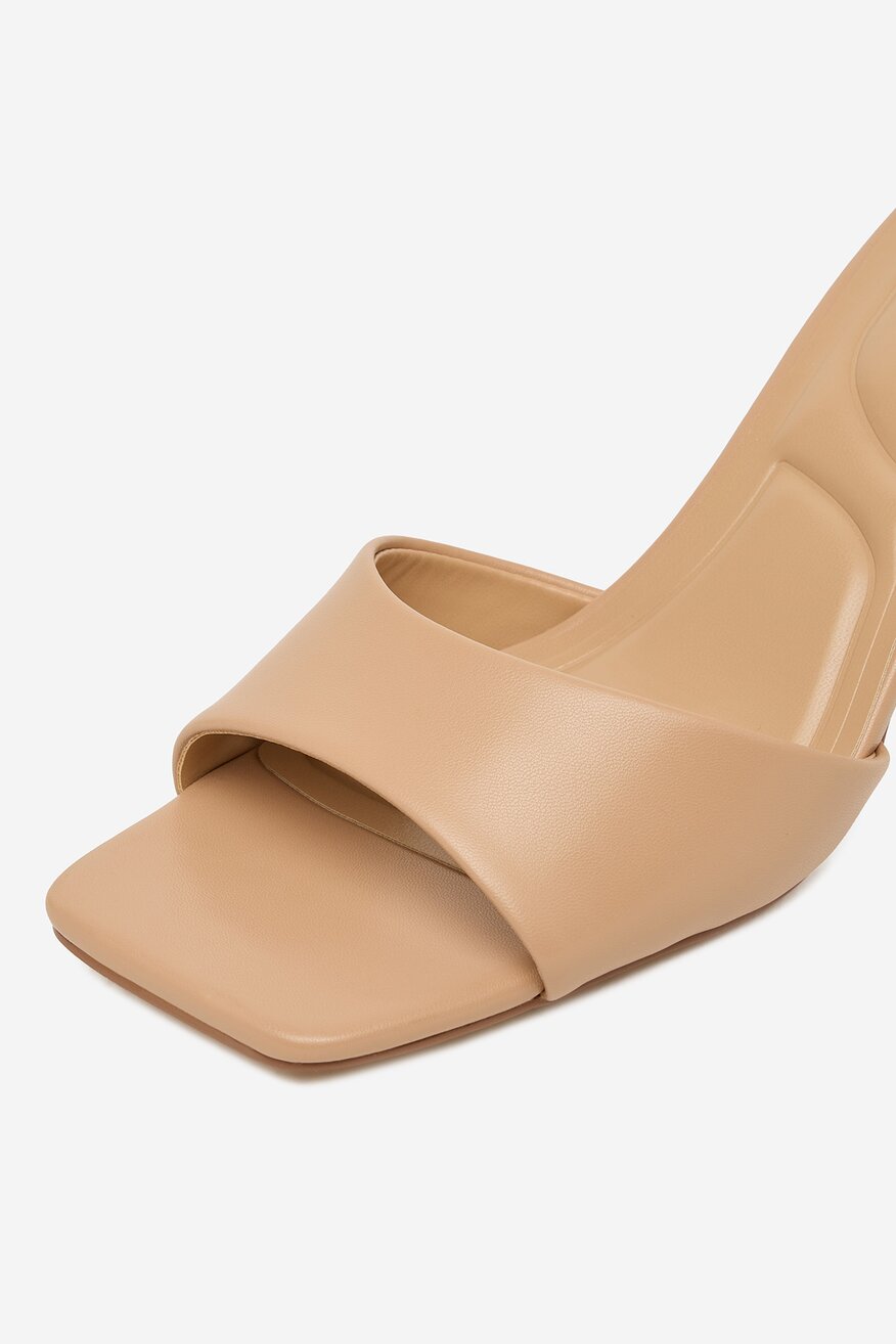 
                Jenny - Klapki - 5906751709313