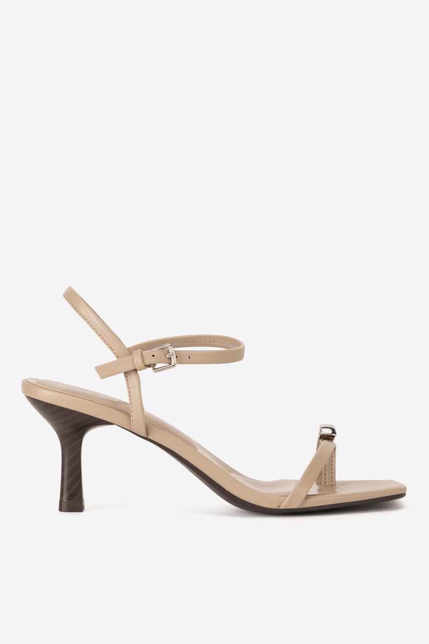 
                Сандали Jenny БЕЖОВ - 5903698762616