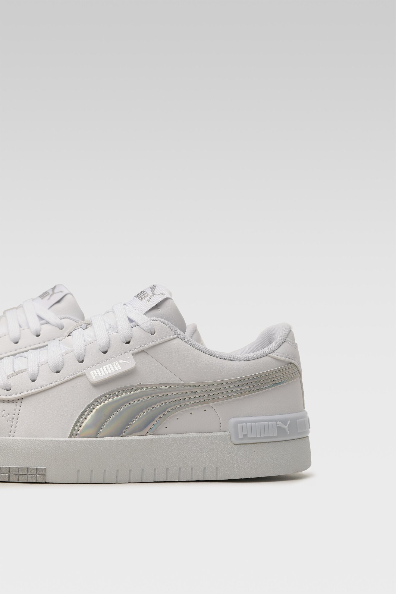 Obuwie sportowe Puma JADA RAINBOW JR 38266101 Biały