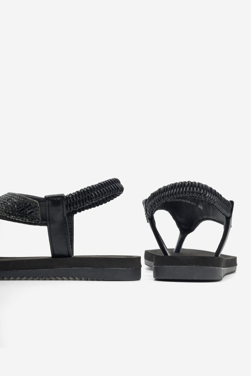 
                Clara Barson - Sandały czarne - 5904862750040