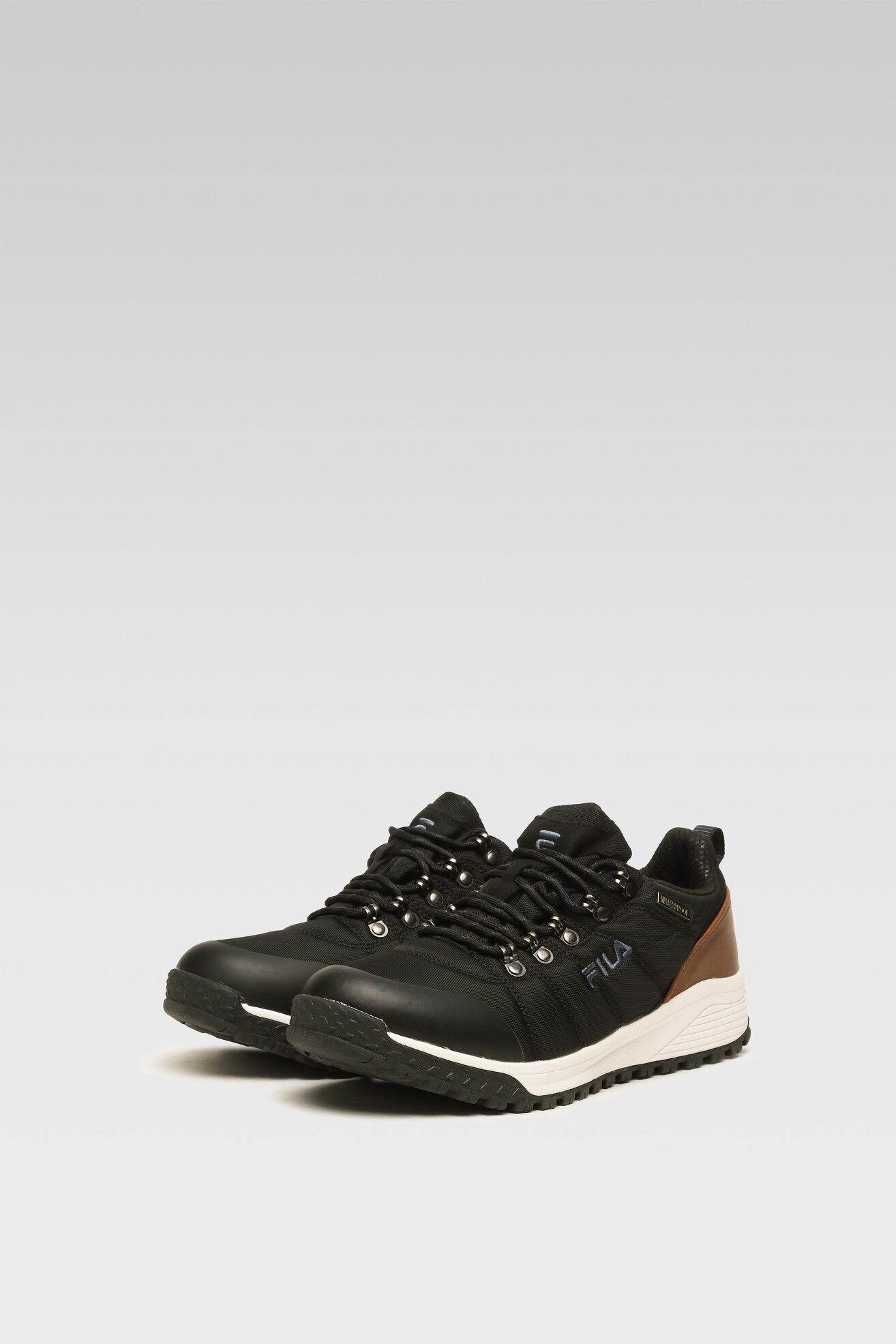 Туристически обувки Fila HIKEBOOSTER low FFM0167 83165 МИКС