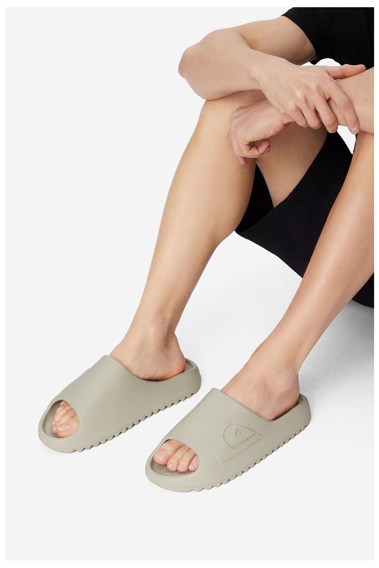 Klapki basenowe QUIKSILVER C-CLOUDBREAK CQ10007MCC Szary