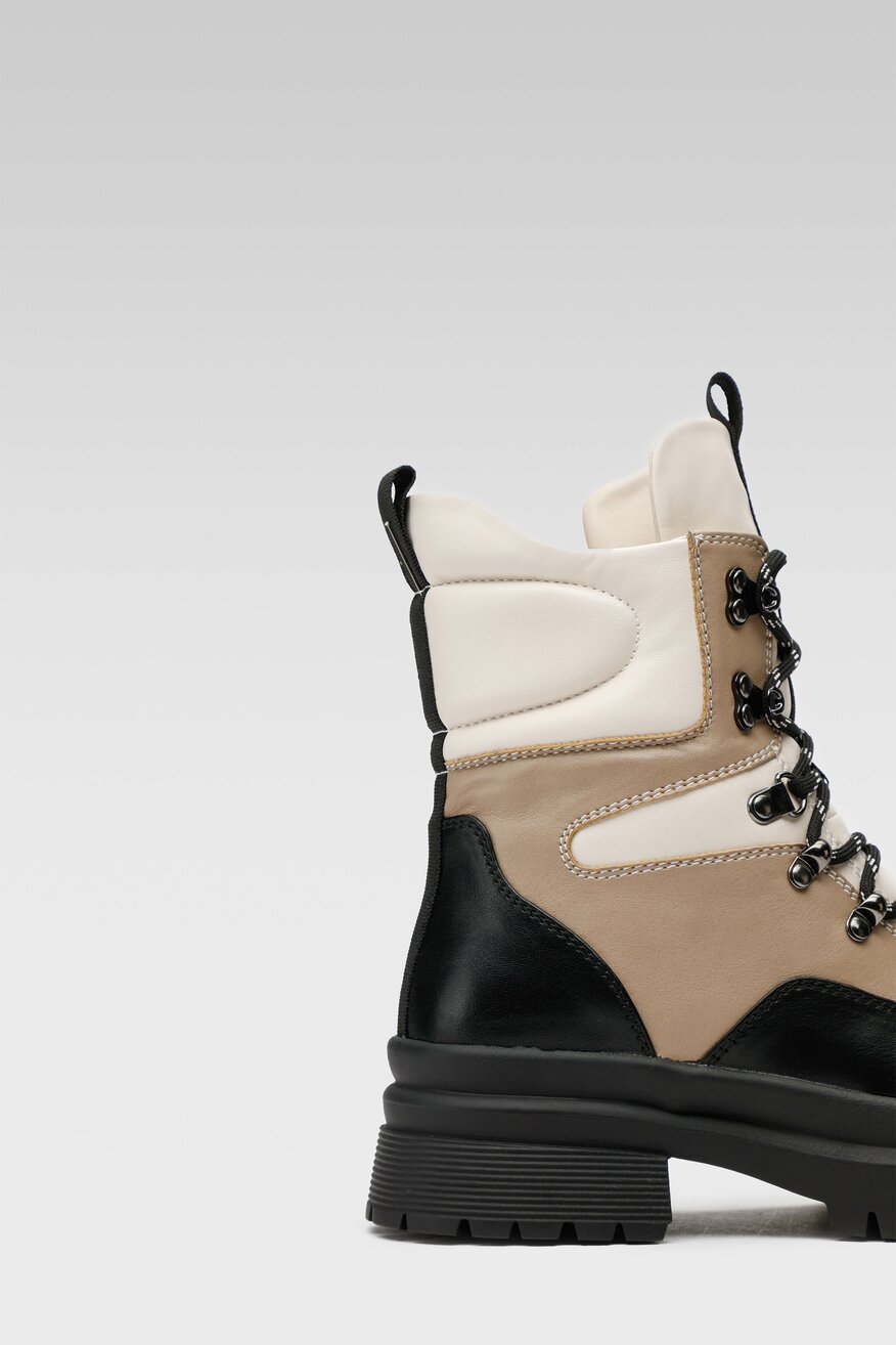 
                DeeZee - Trzewiki beżowe sznurowane - 5904862240091