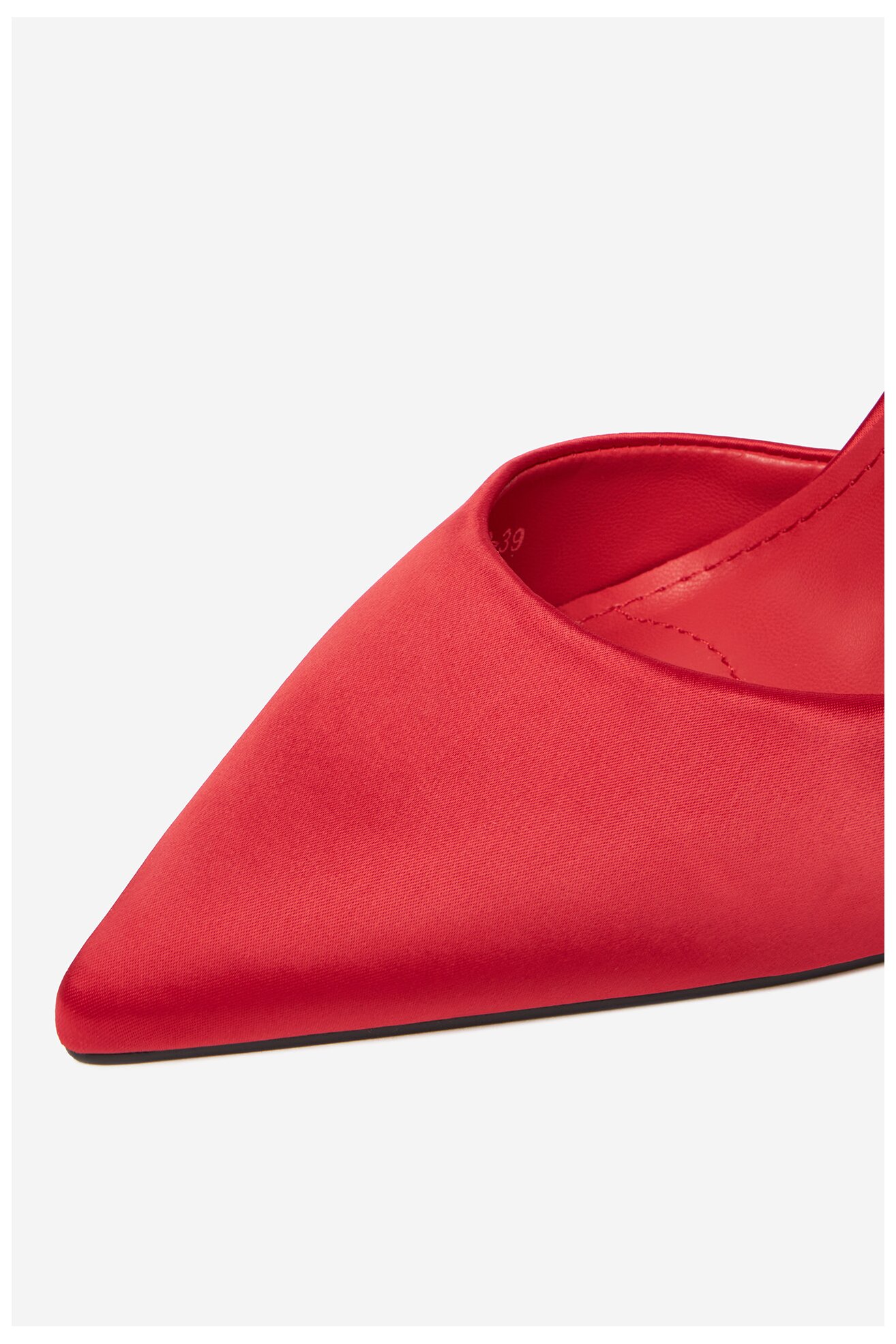 Туфлі-Човники Juicy Couture EO-LH24018-2B ЧЕРВОНИЙ