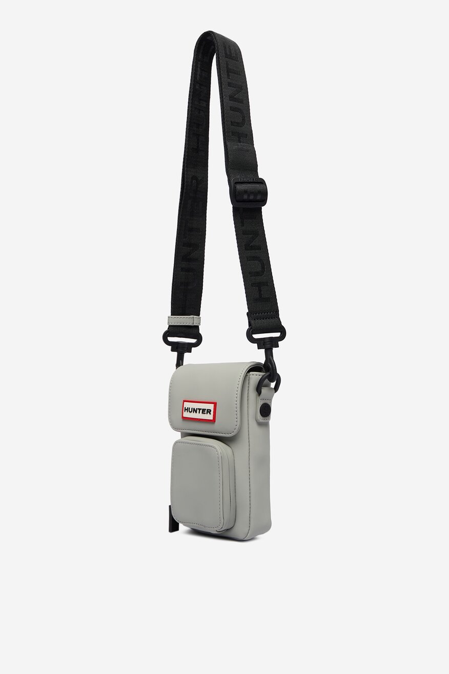 
                Дамска чанта HUNTER СВЕТЛОСИВ - 5906751510933