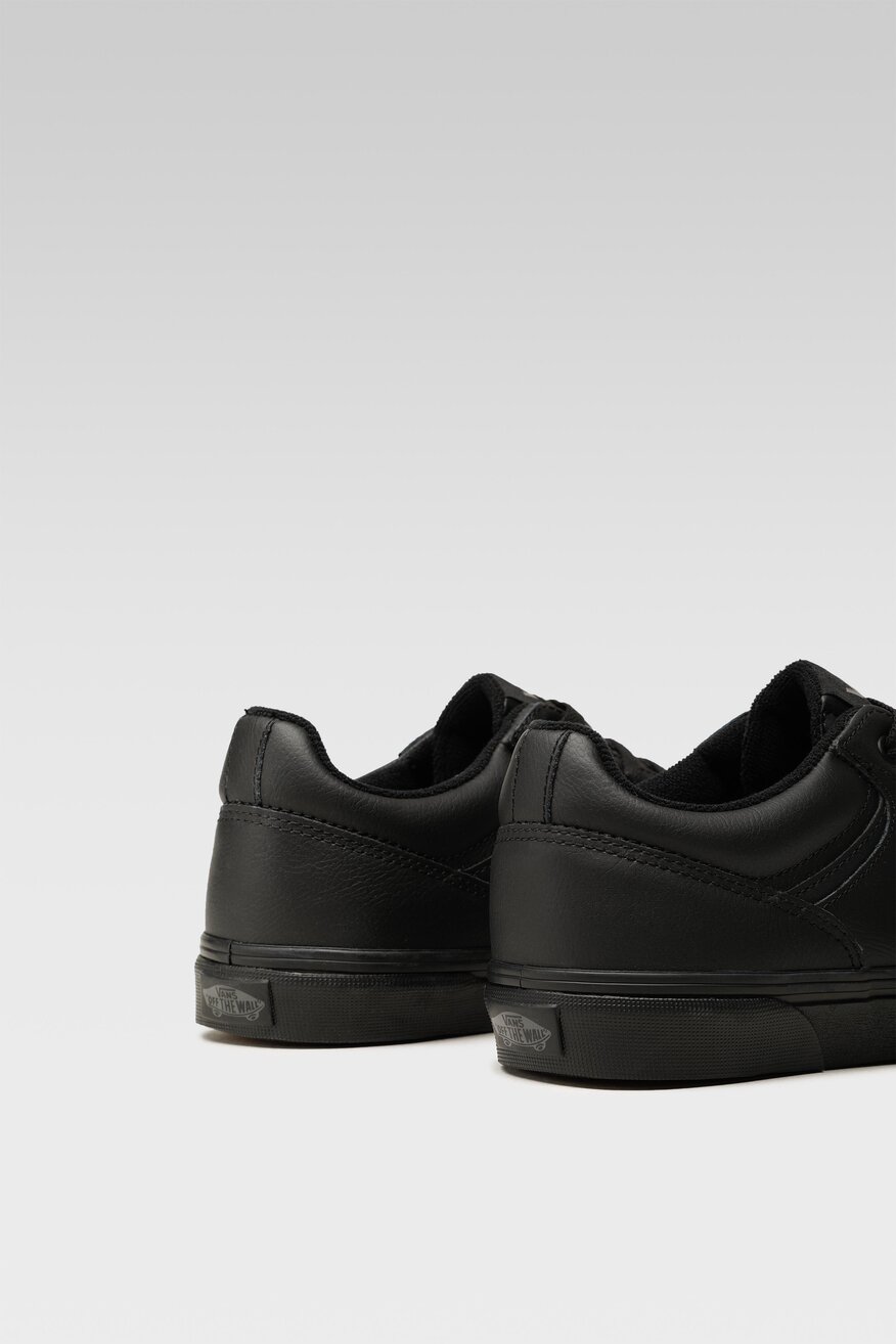 
                Vans - Skórzane trampki czarne - 5904248056827