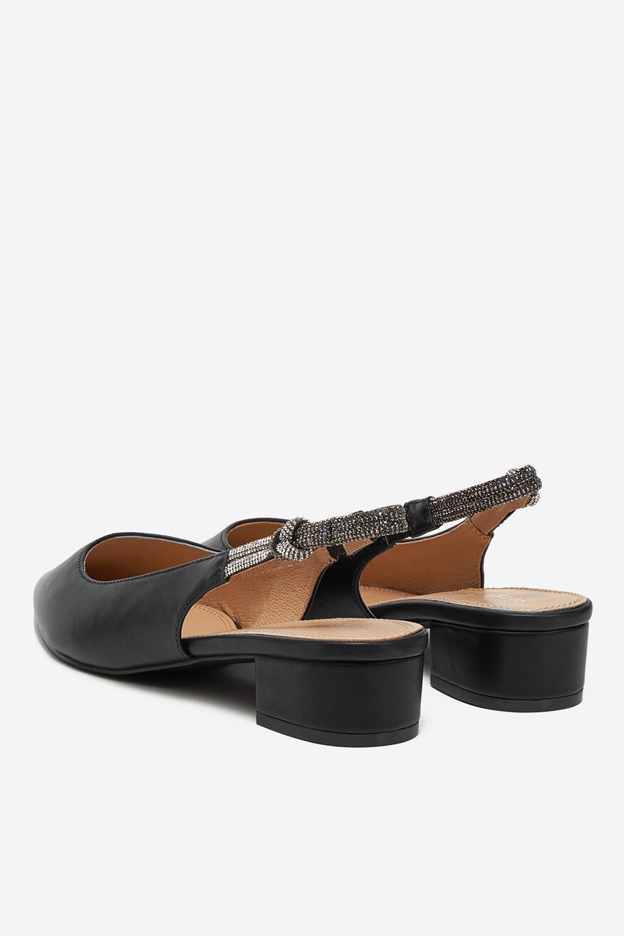 
                Körömcipő Sergio Bardi FEKETE - 5903698046945