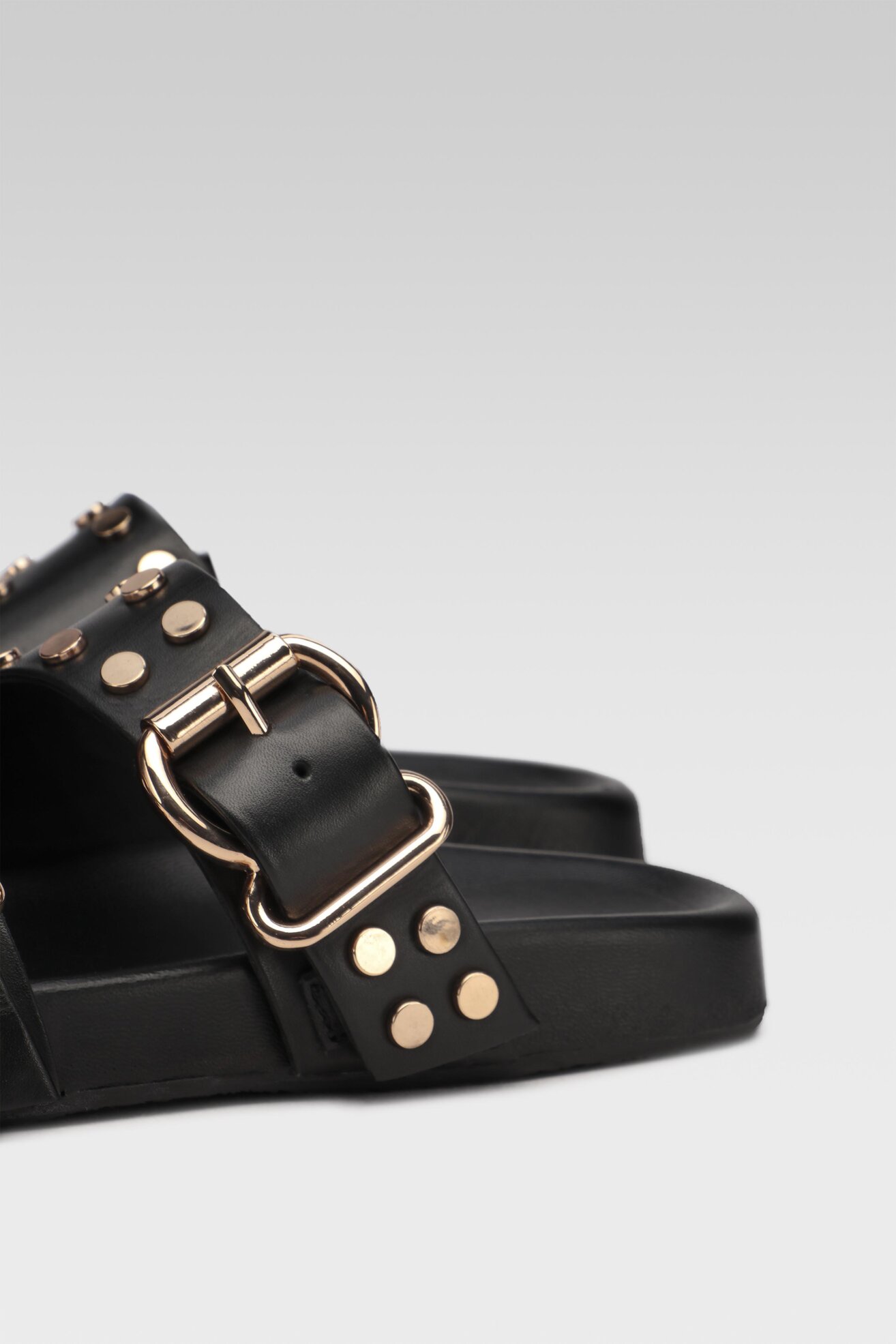 Klapki Gino Rossi LMS-A95 Czarny