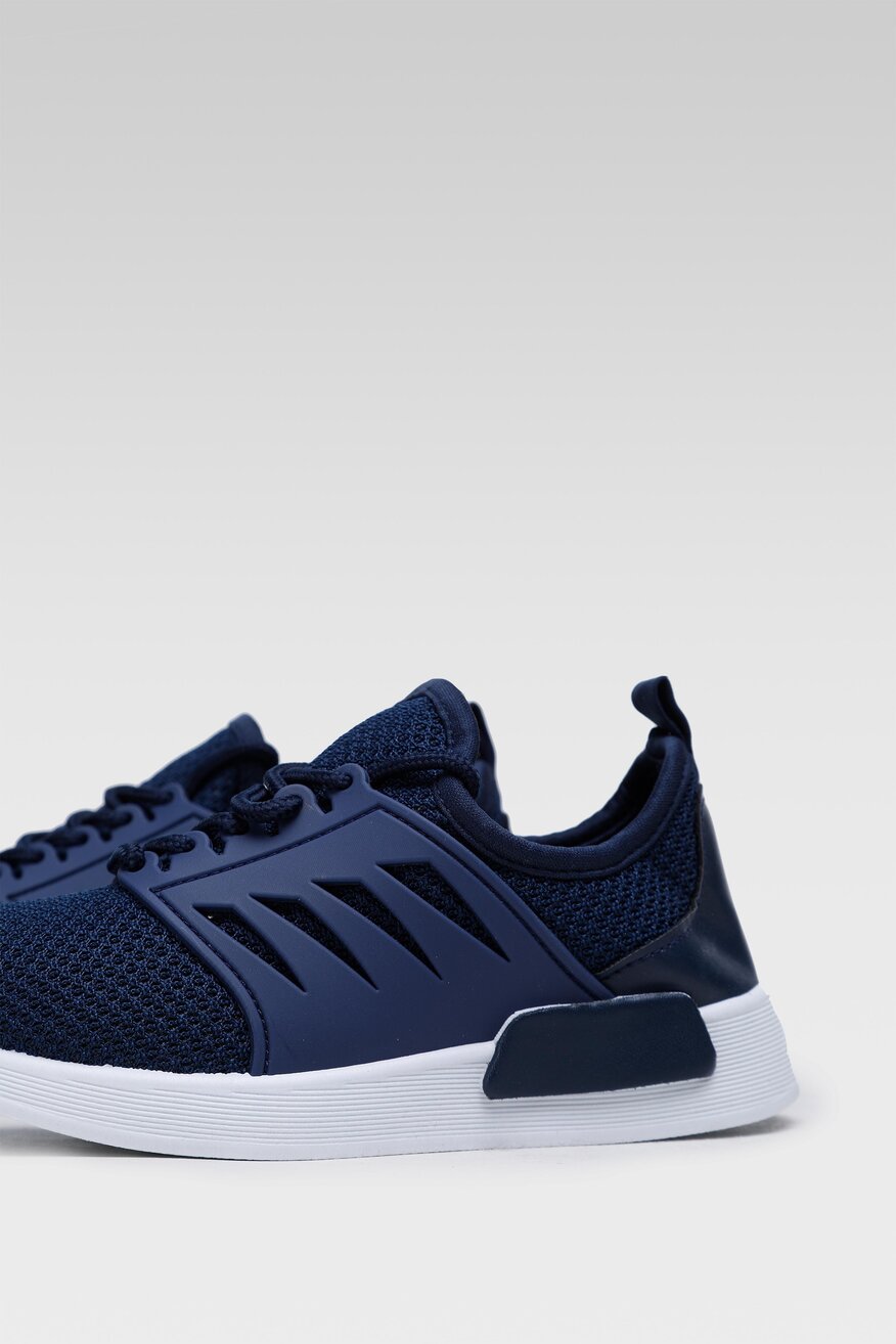 
                Кросівки спортивні Sprandi ТЕМНО-СИНІЙ - 5904248472771