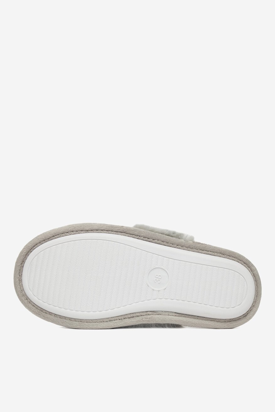 
                DeeZee - Kapcie ocieplane - 5904410813760