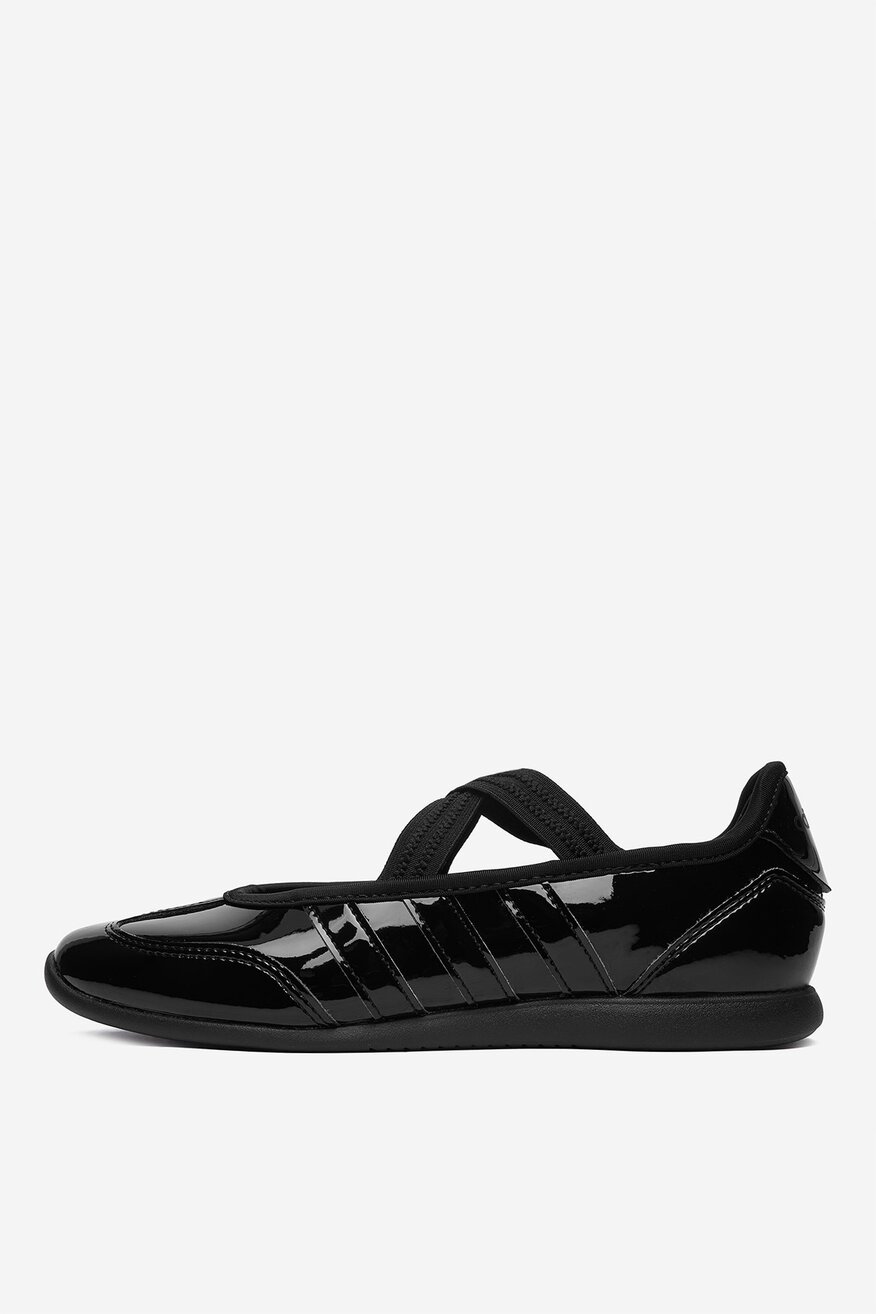 
                adidas - BARREDA MARY JANE J - 5907964057406