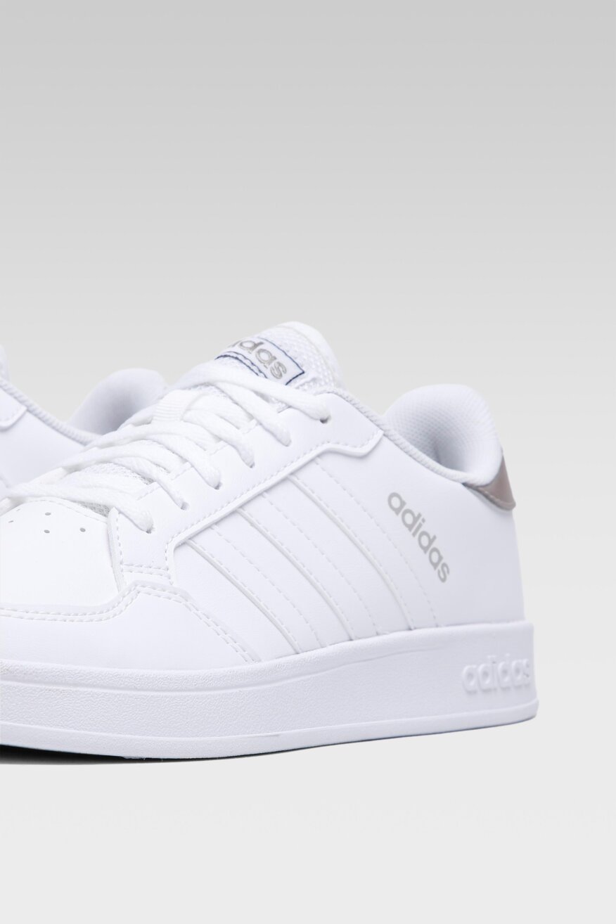 
                adidas - Obuwie sportowe pastelowe białe - 5903698719115