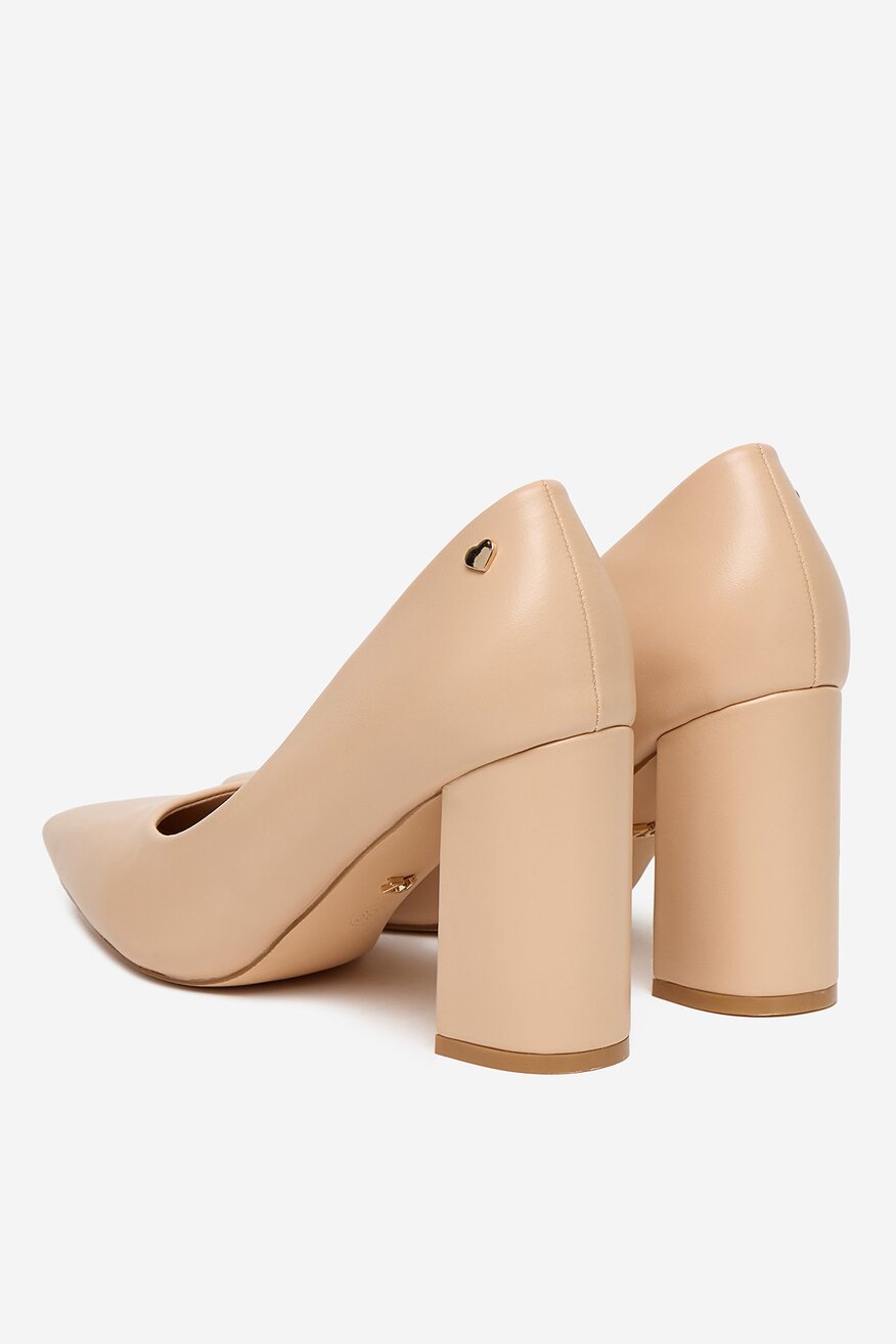 
                Körömcipő DeeZee BÉZS - 5906751090367