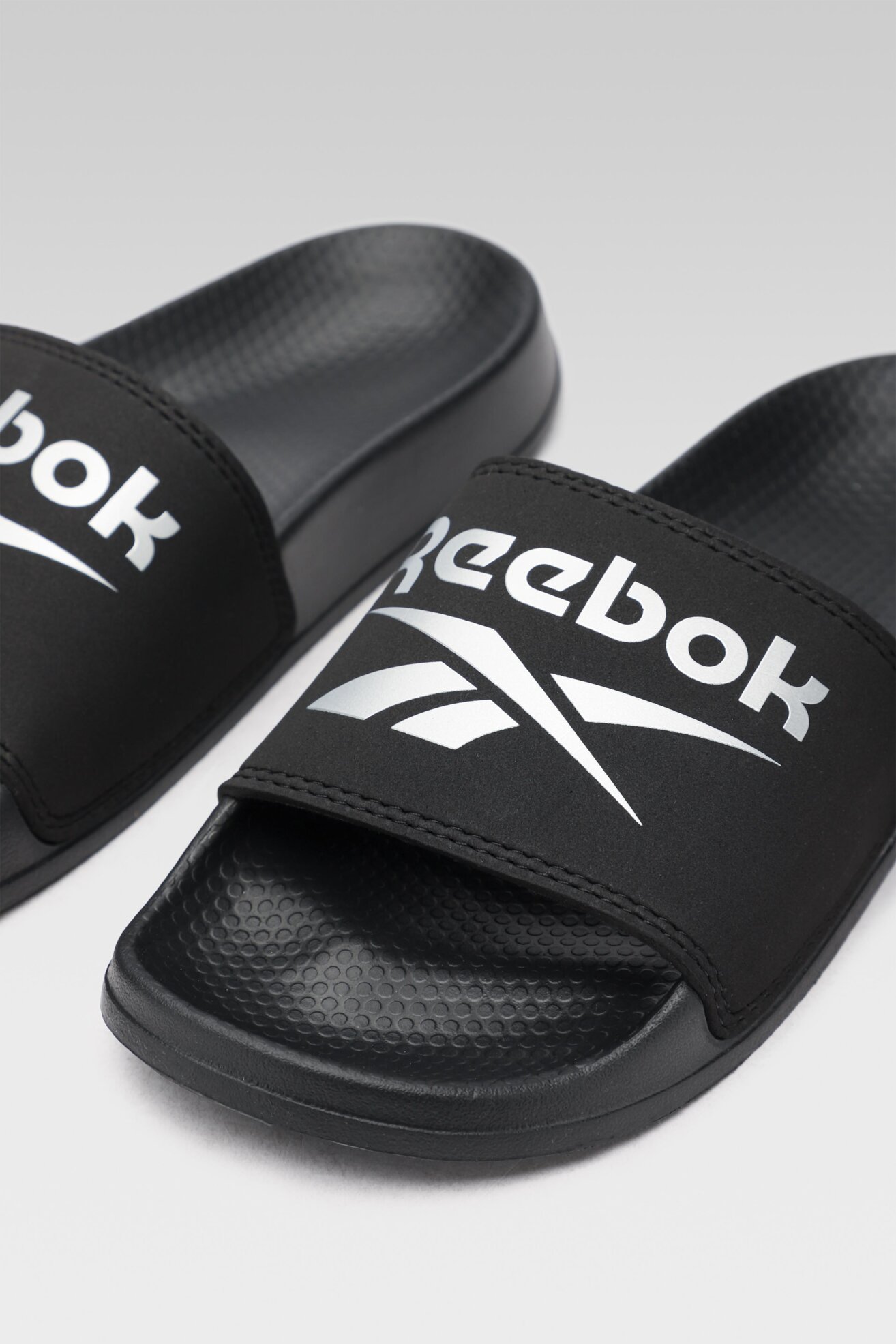 Klapki basenowe Reebok FULGERE SLIDE GY2705 Czarny