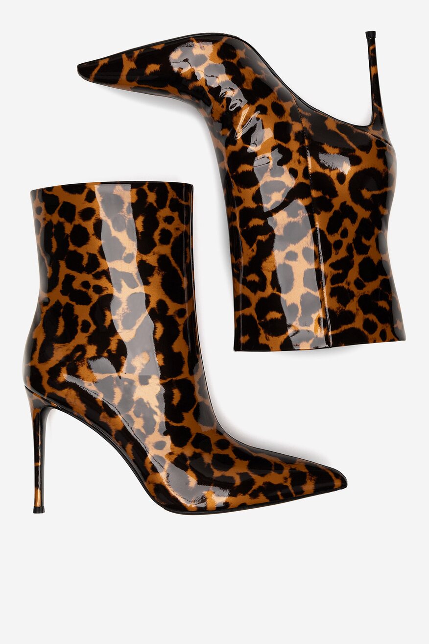 
                Bokacsizma EVA MINGE BARNA - 5905588987734